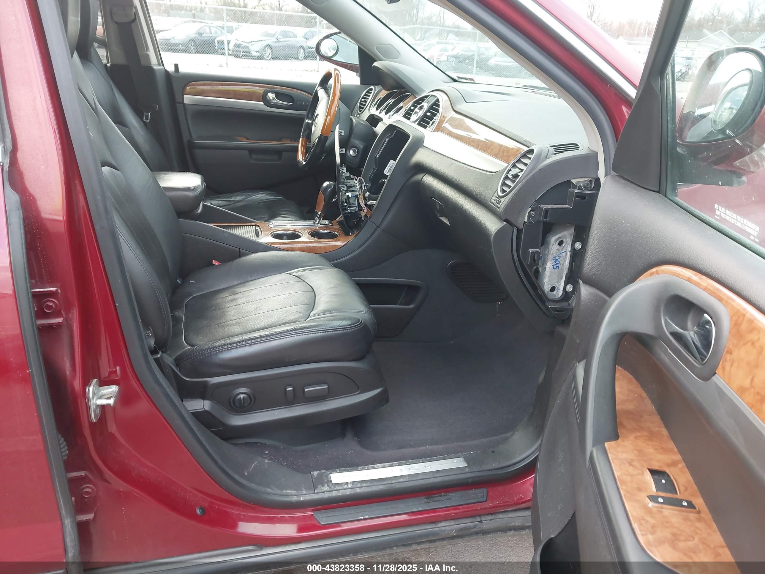 BUICK ENCLAVE image 5