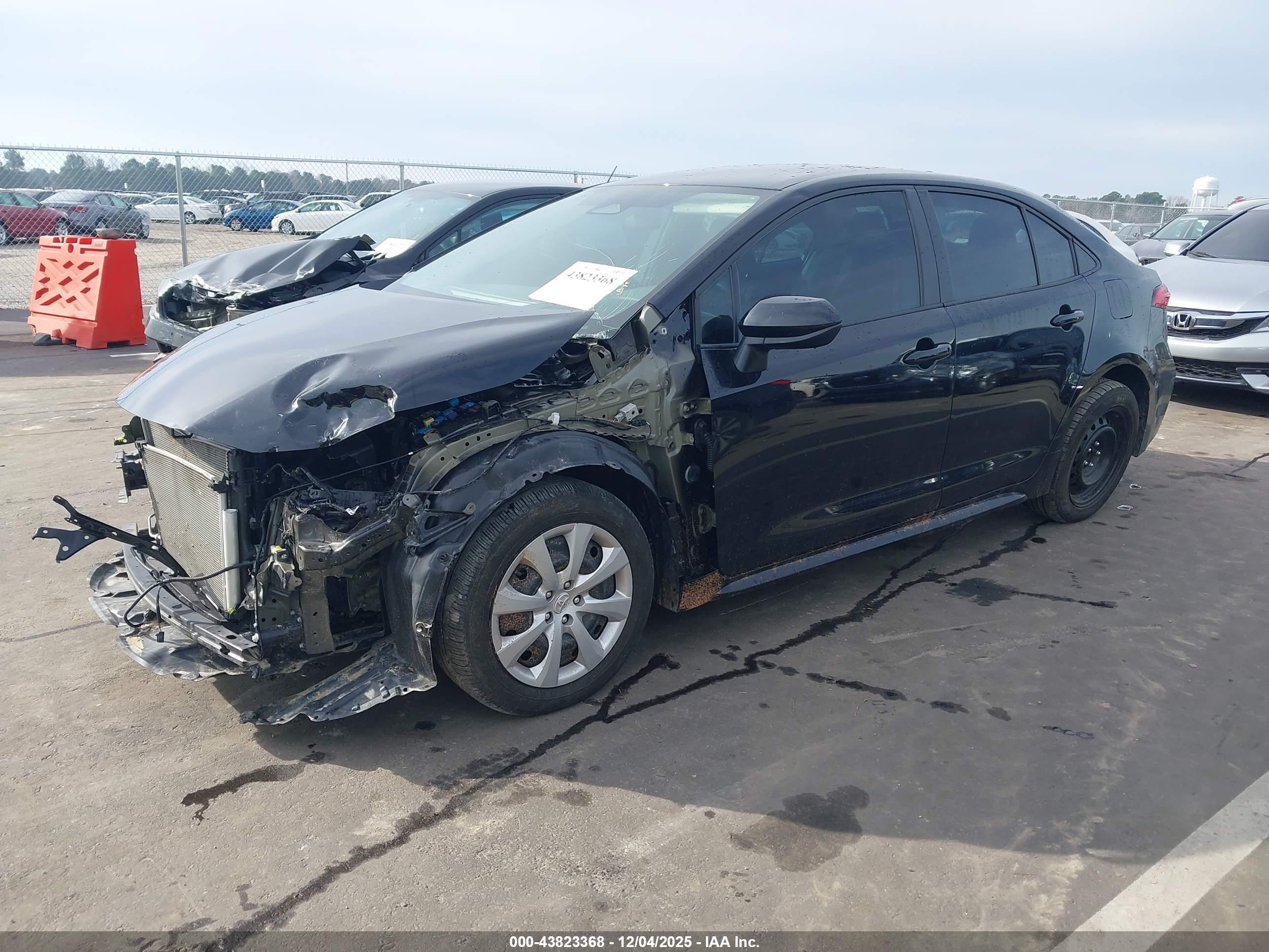 TOYOTA COROLLA image 2