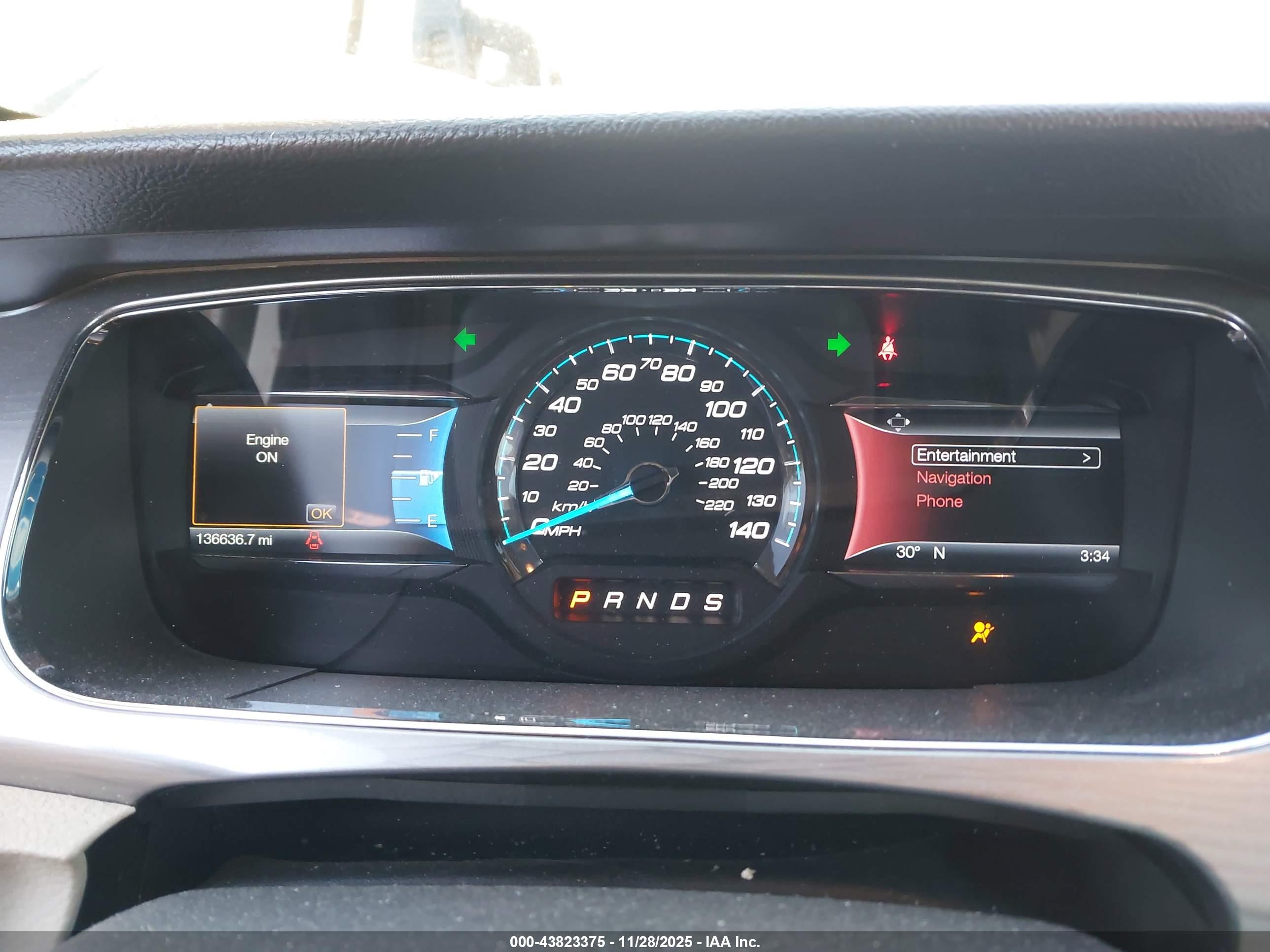 FORD TAURUS image 7