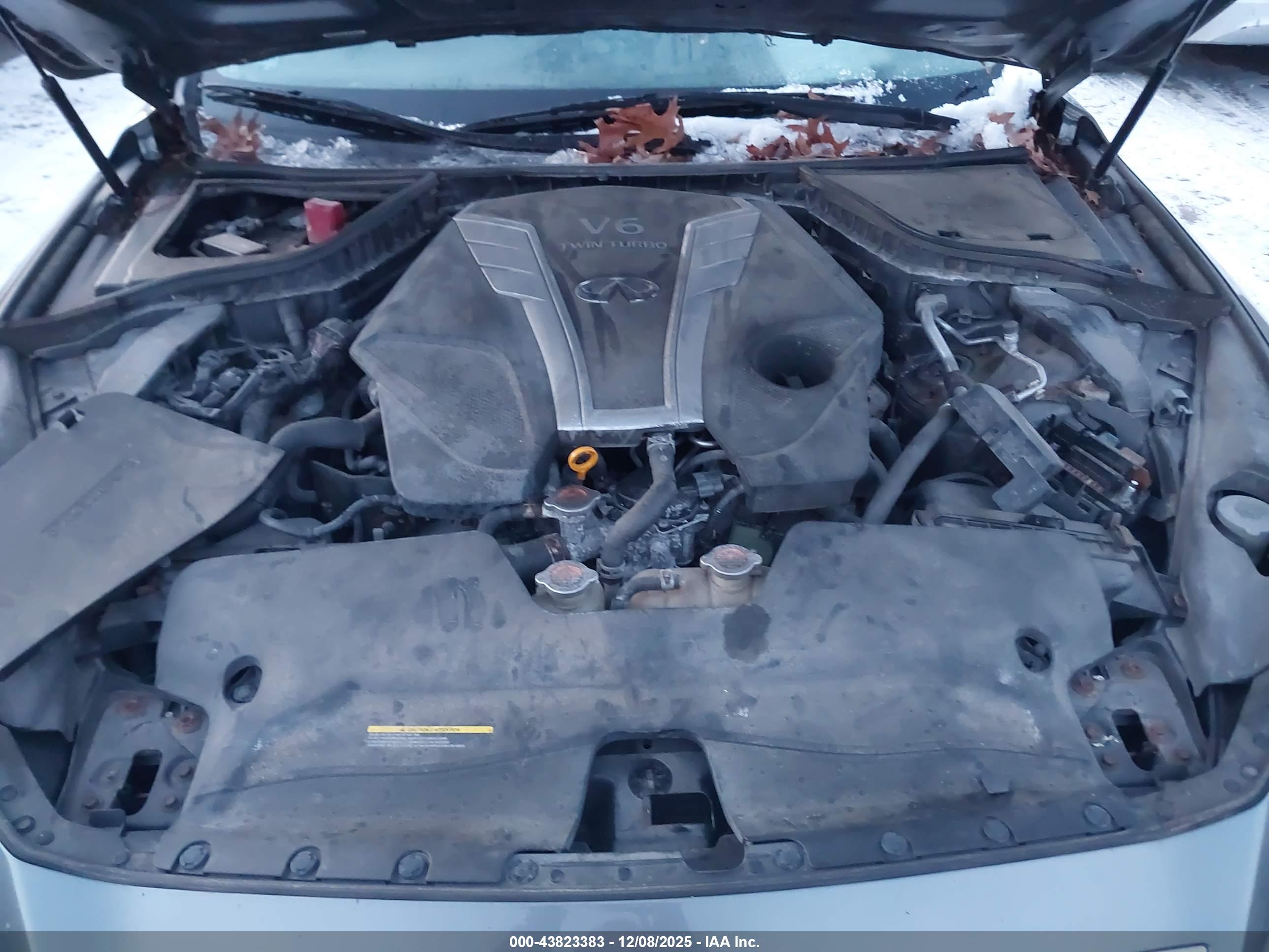 INFINITI Q50 image 10