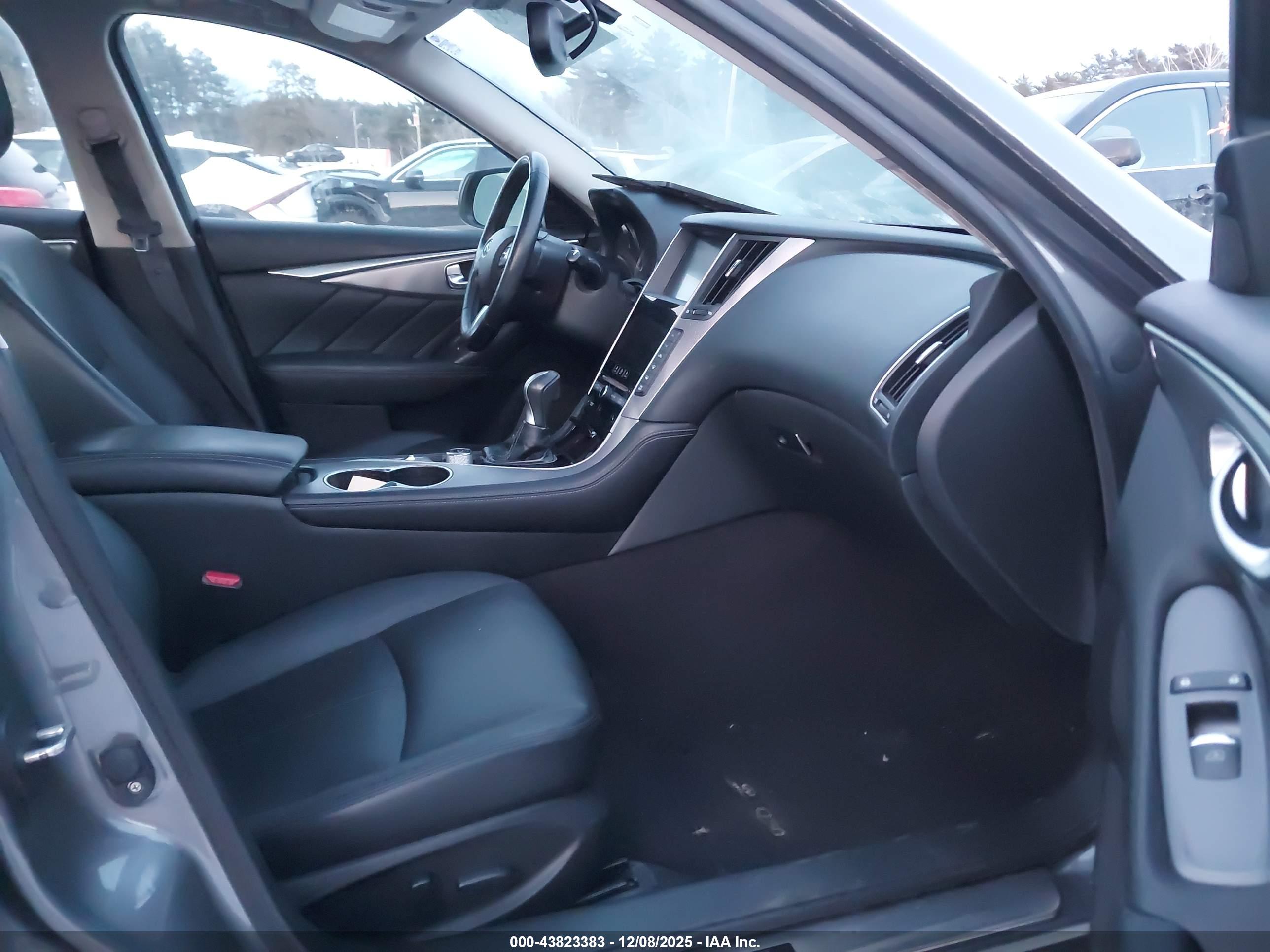 INFINITI Q50 image 5