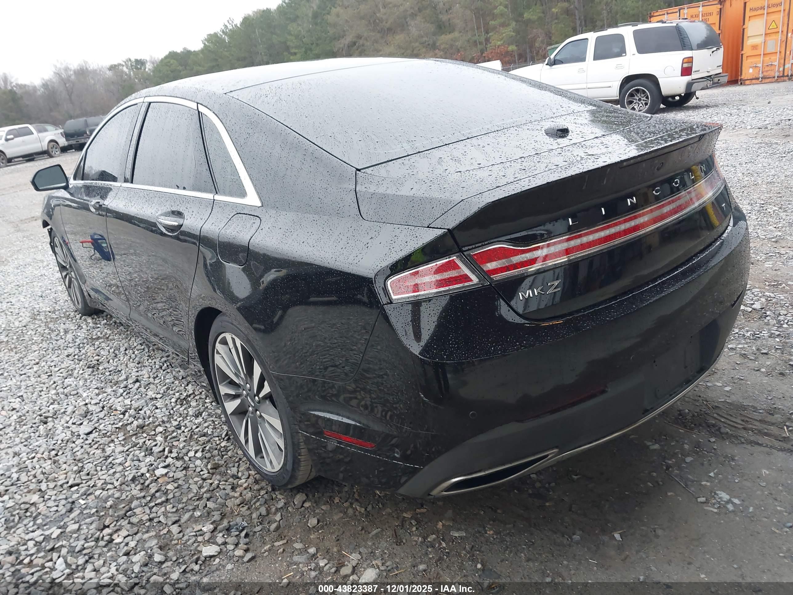 LINCOLN MKZ image 3