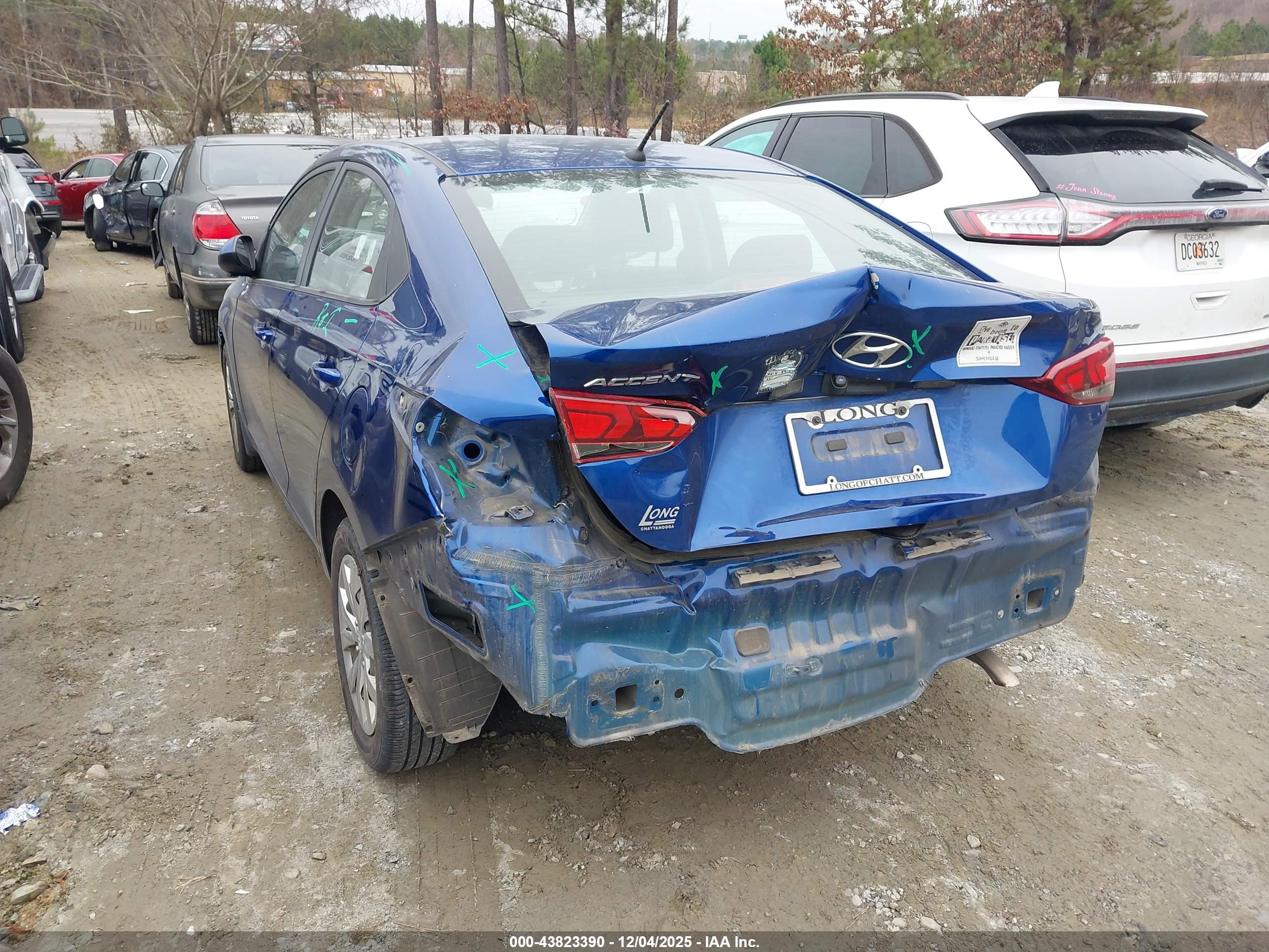 HYUNDAI ACCENT image 3