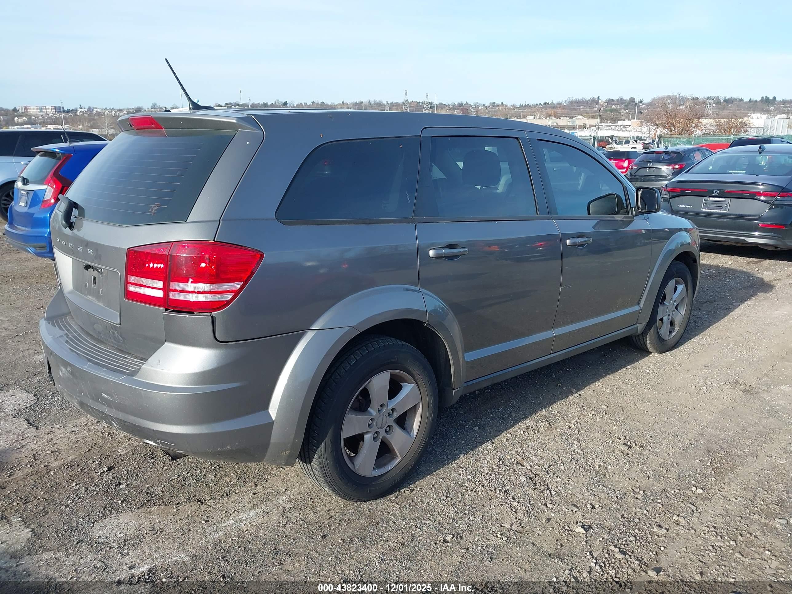 DODGE JOURNEY image 4