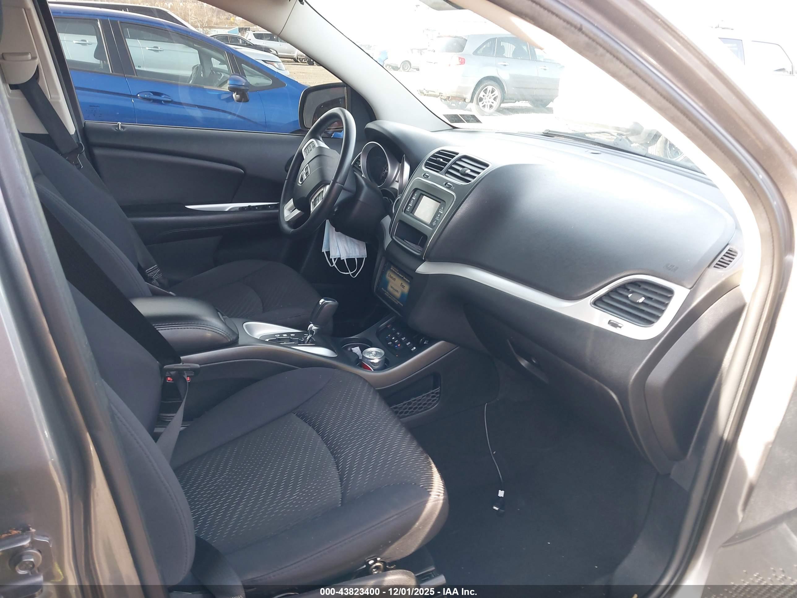 DODGE JOURNEY image 5