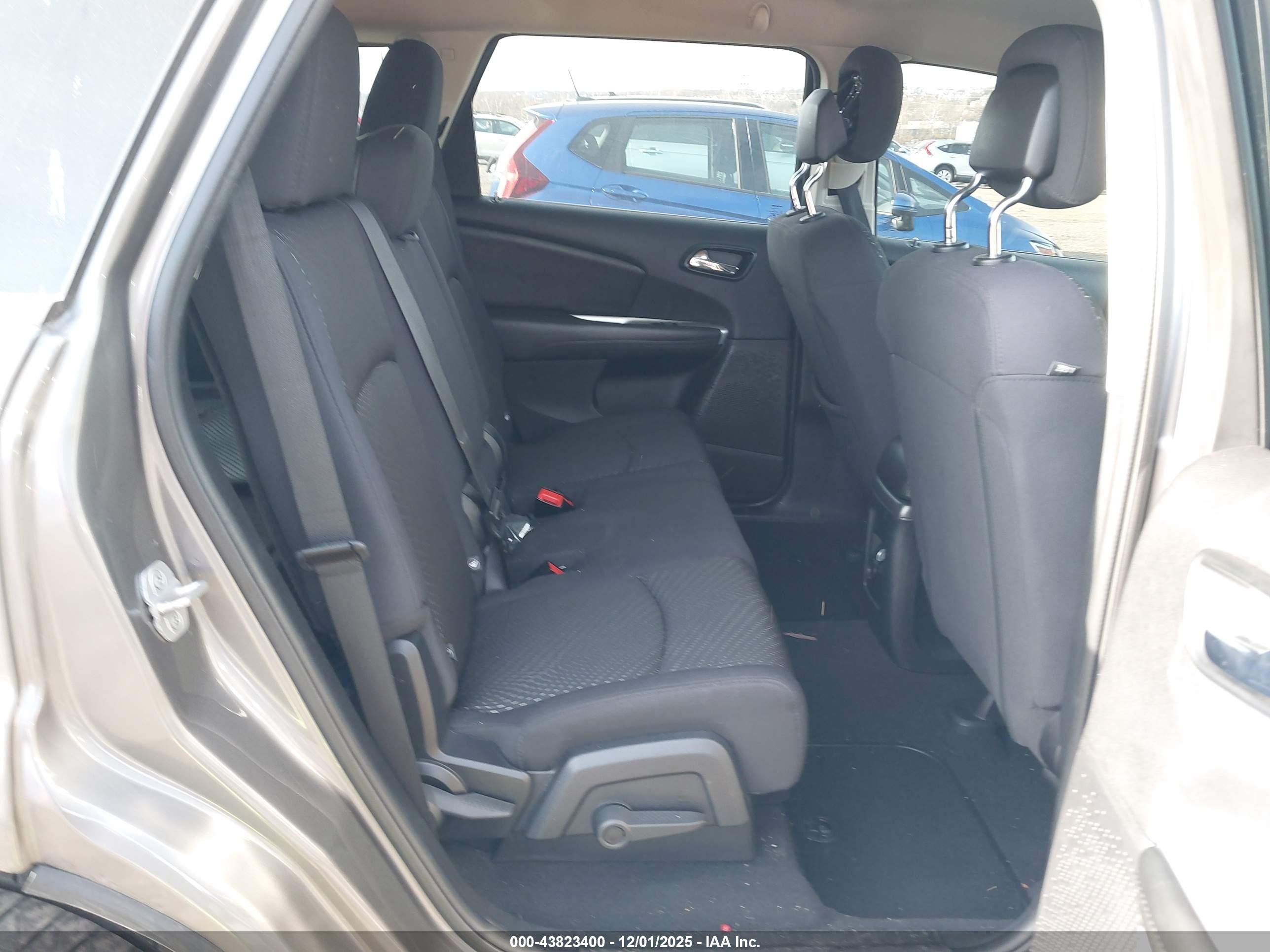 DODGE JOURNEY image 8