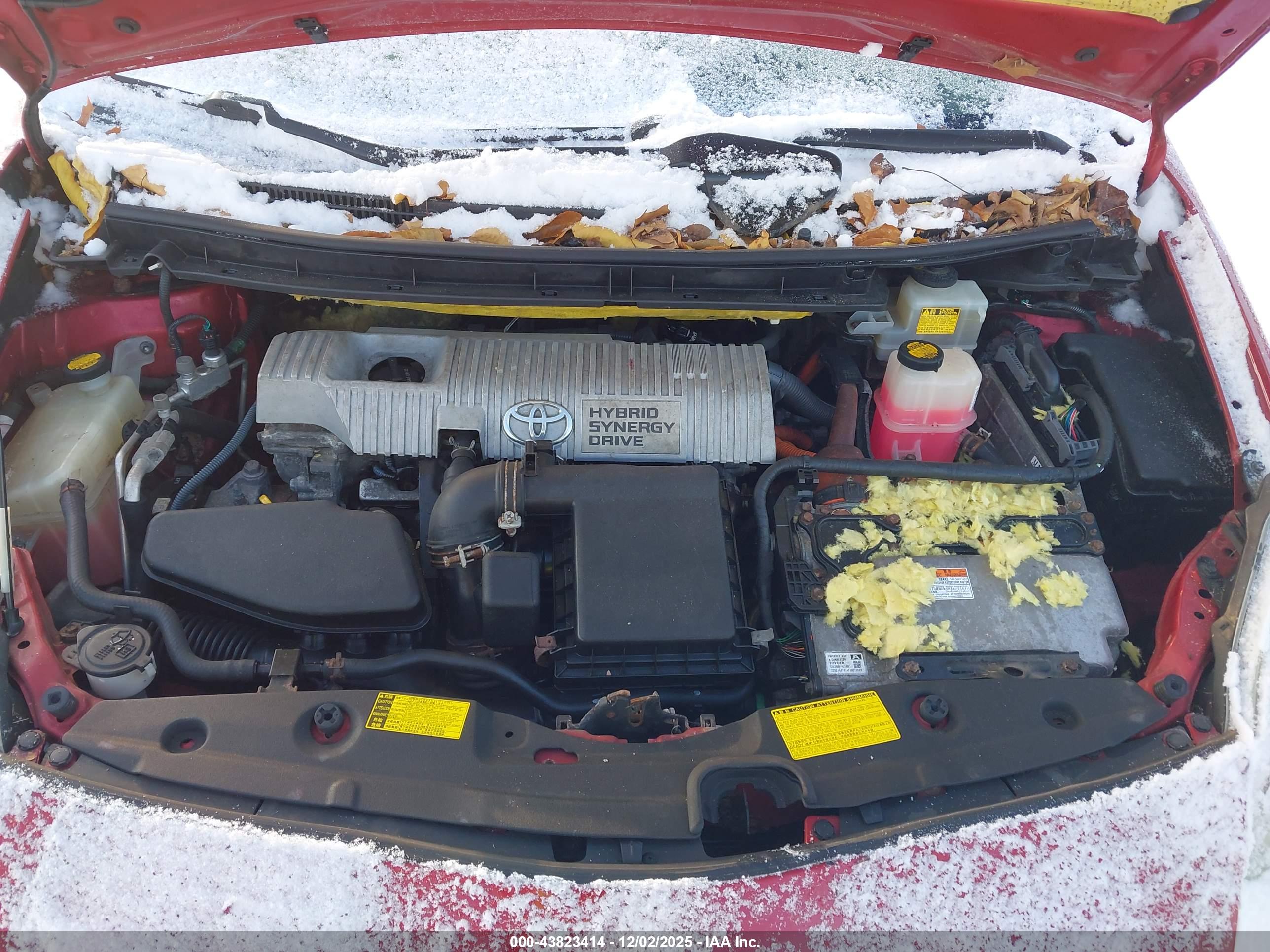 TOYOTA PRIUS image 10