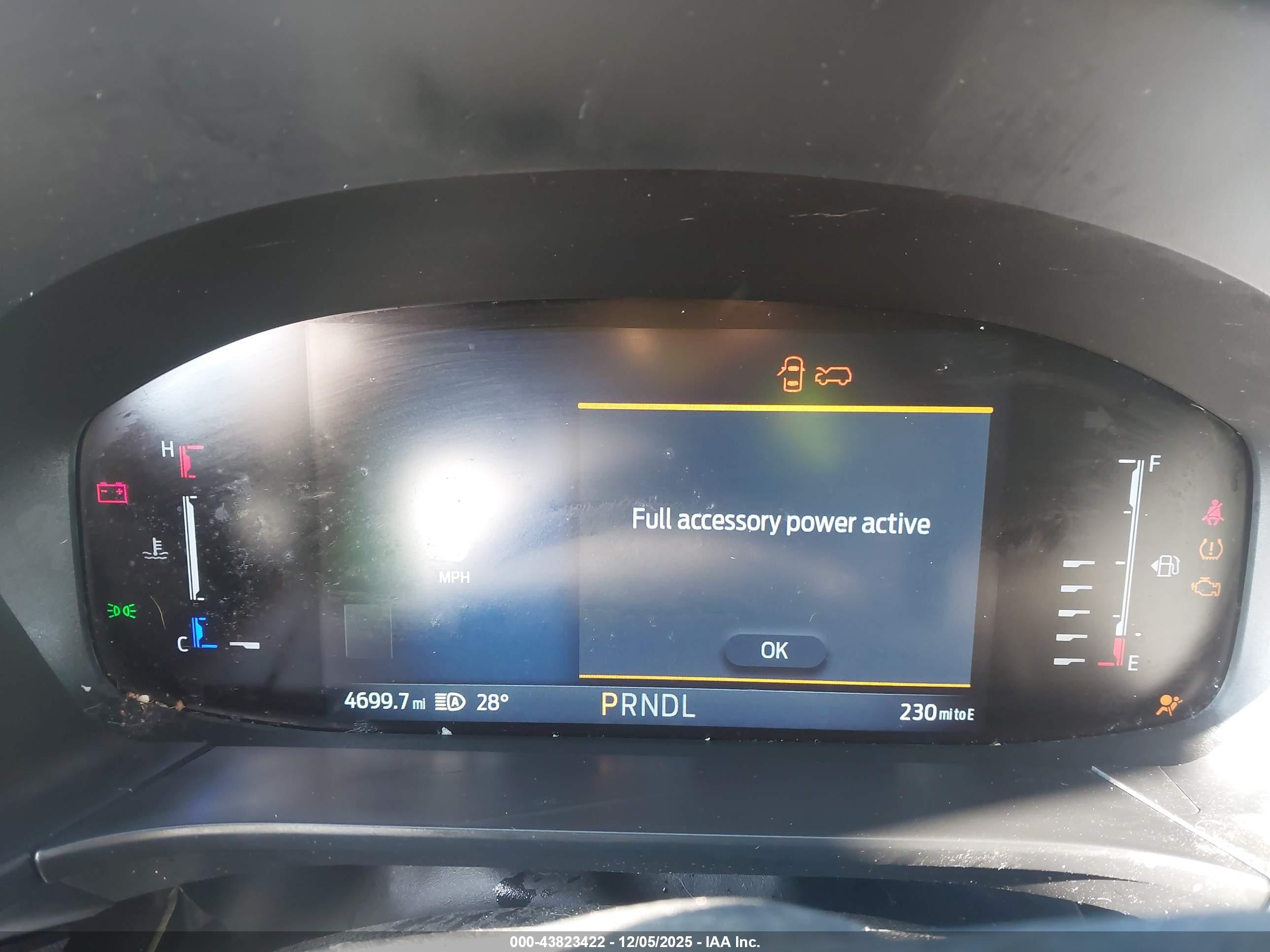 FORD ESCAPE image 7
