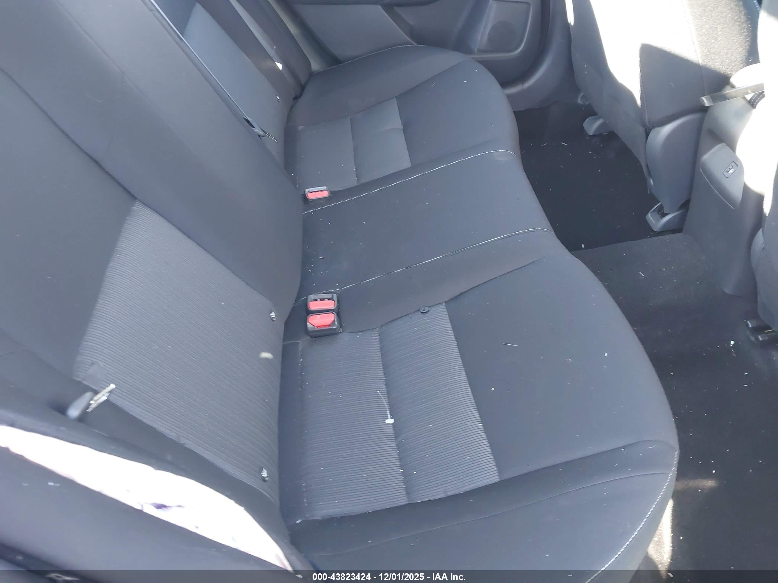 NISSAN SENTRA image 8