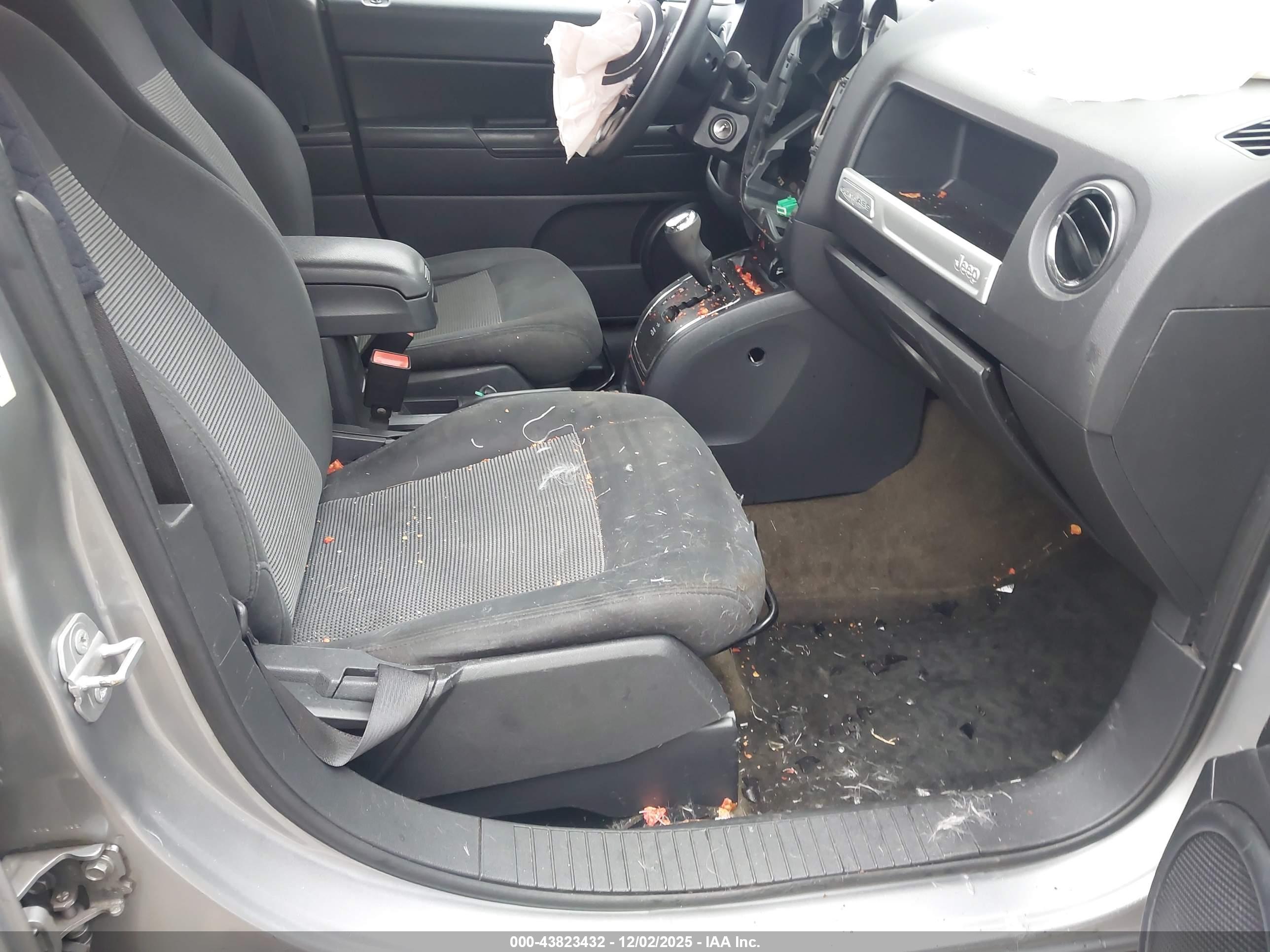 JEEP COMPASS image 5