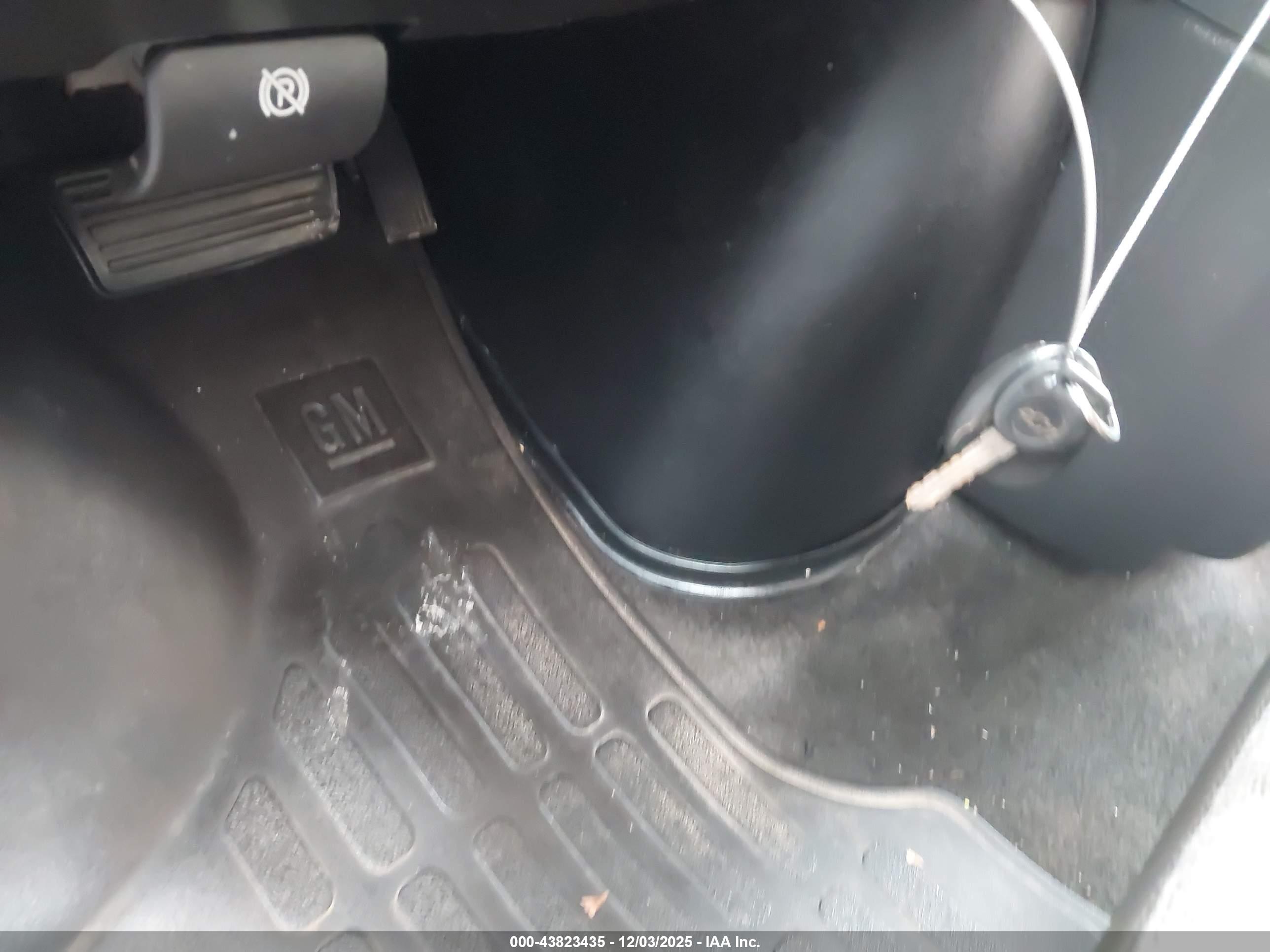 CHEVROLET EXPRESS image 11