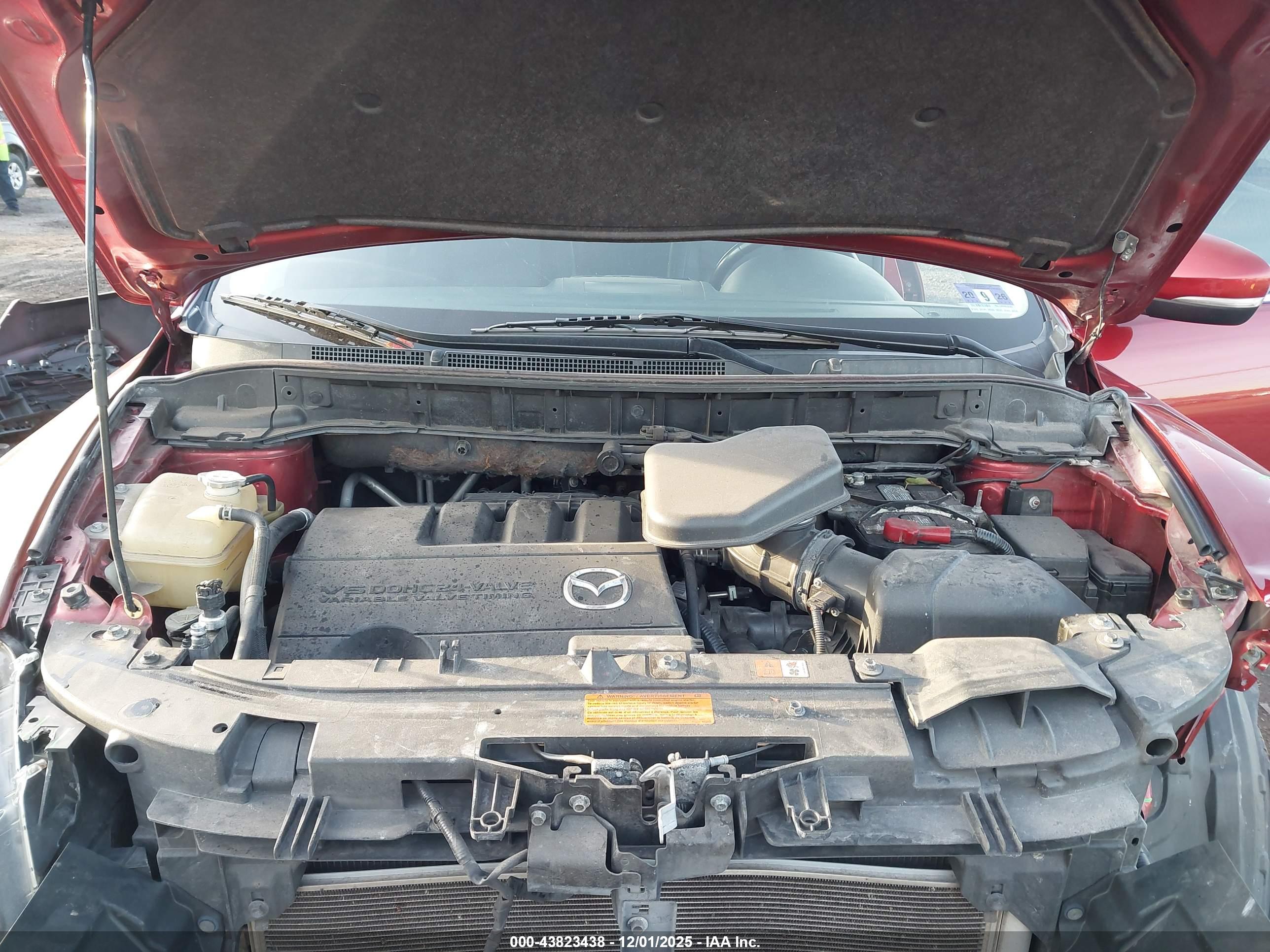 MAZDA CX-9 image 10