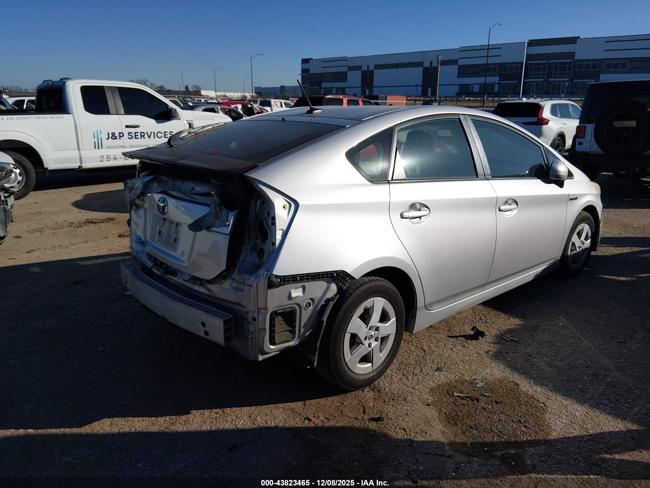 TOYOTA PRIUS image 4