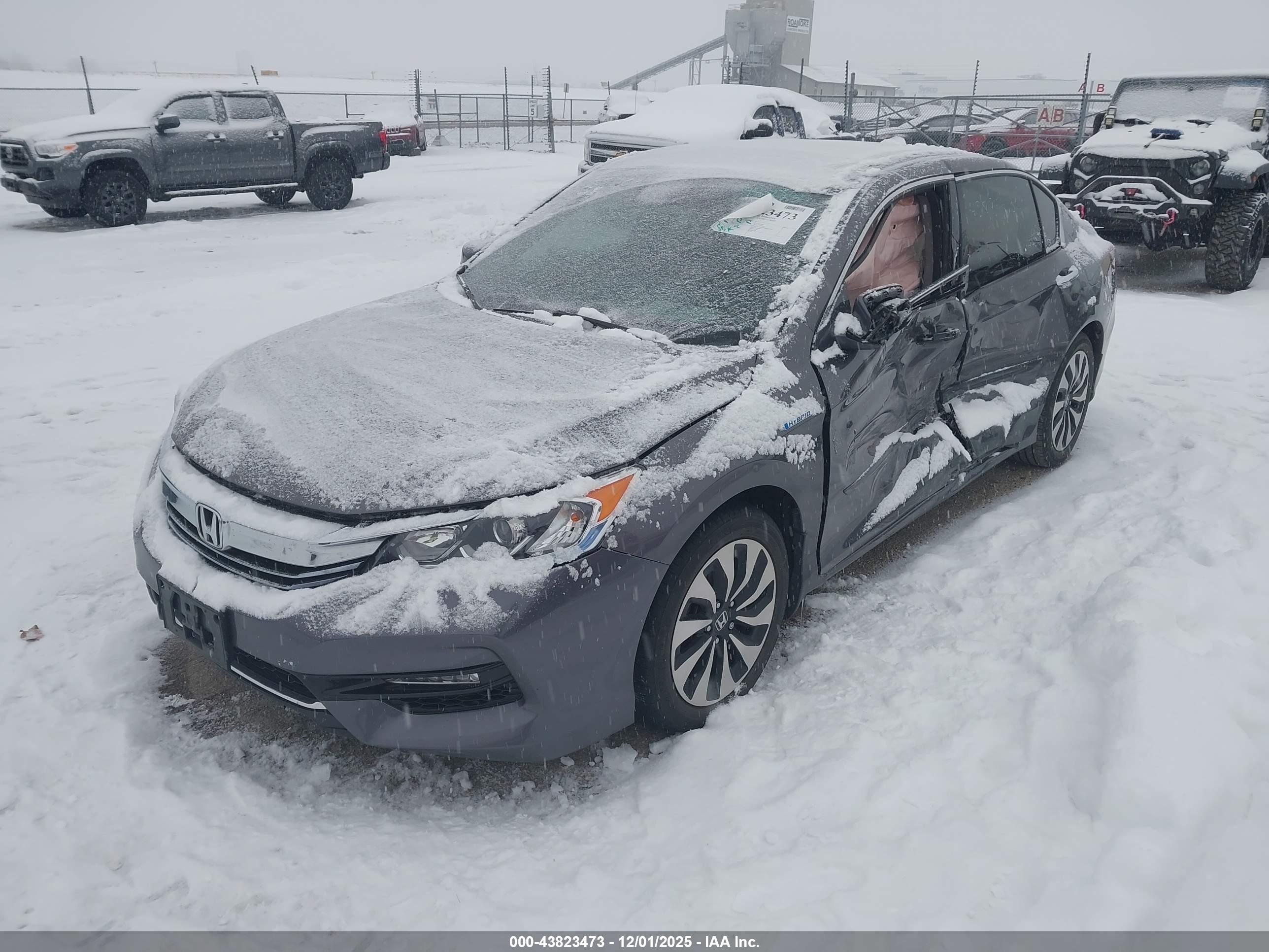 HONDA ACCORD image 2