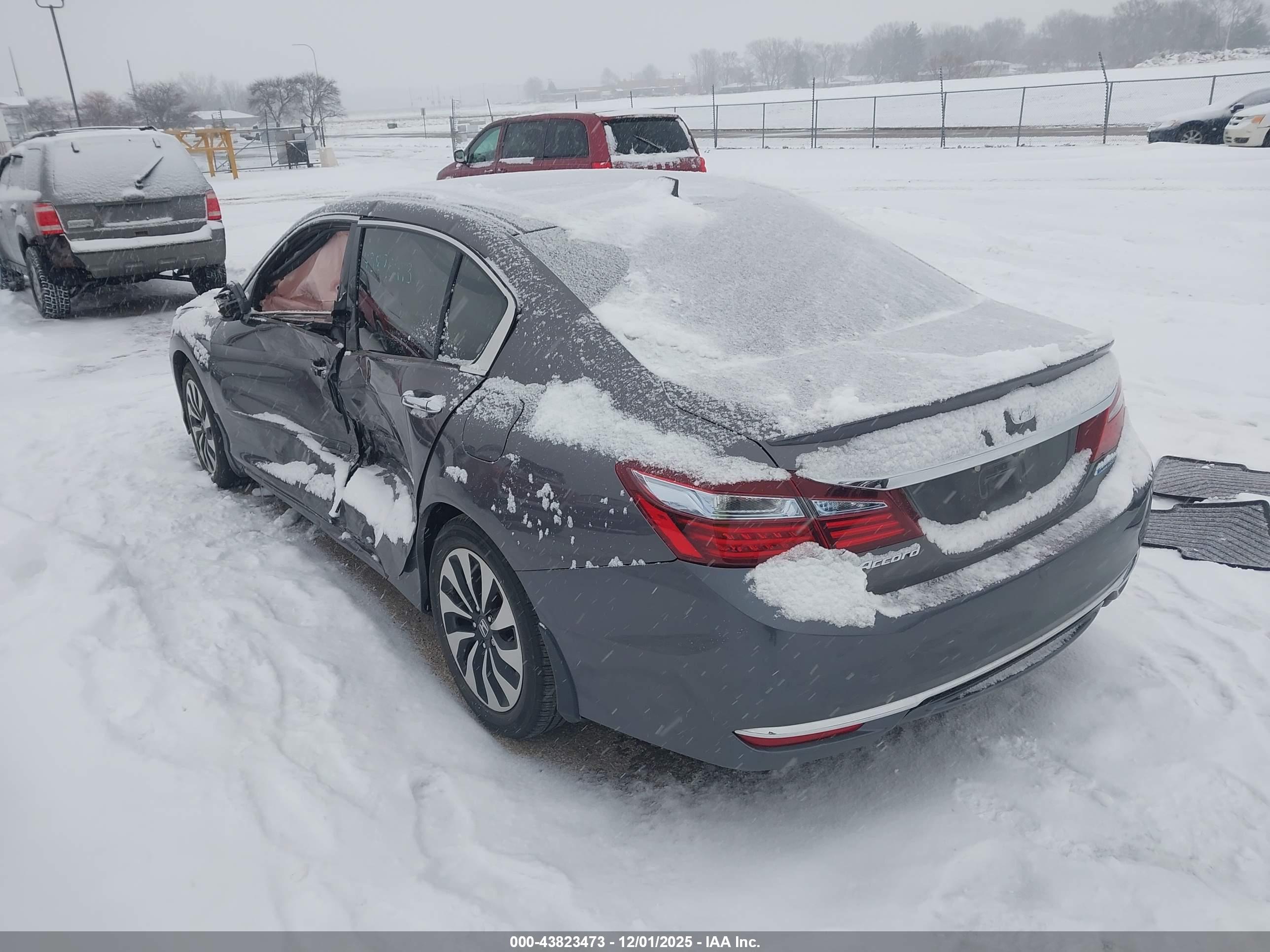 HONDA ACCORD image 3