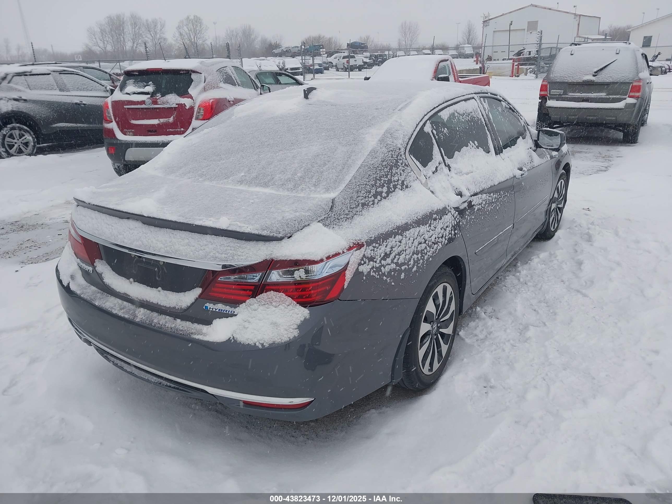 HONDA ACCORD image 4
