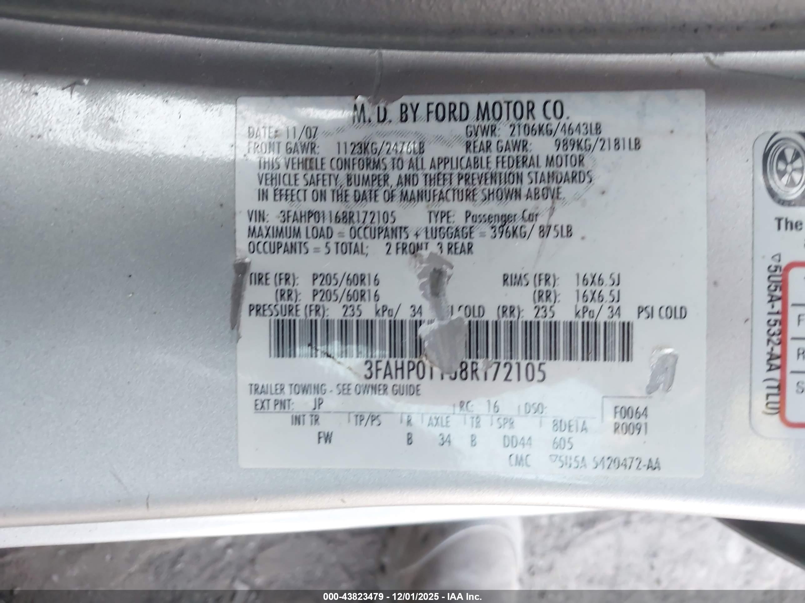FORD FUSION image 9