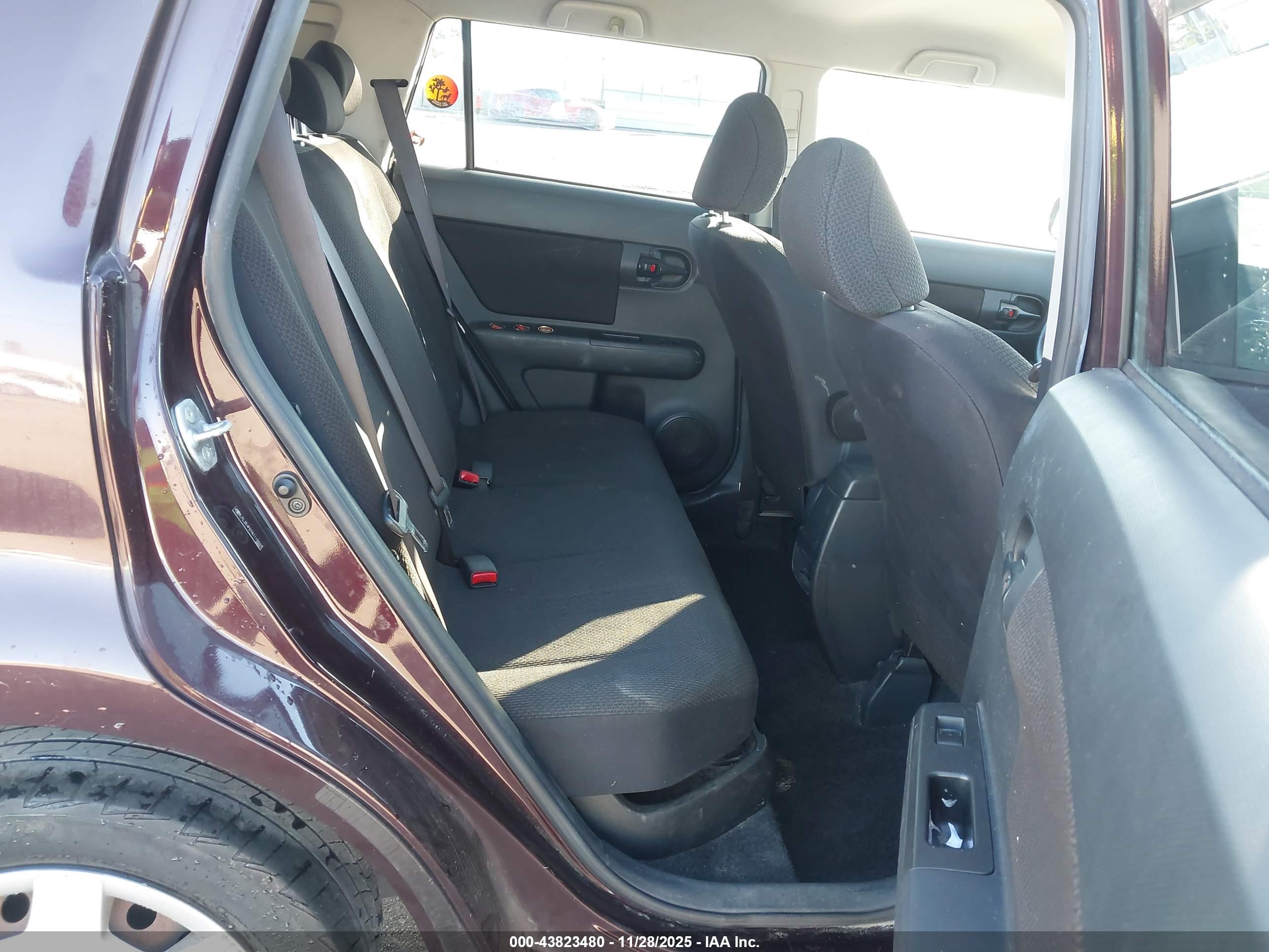 SCION XB image 8