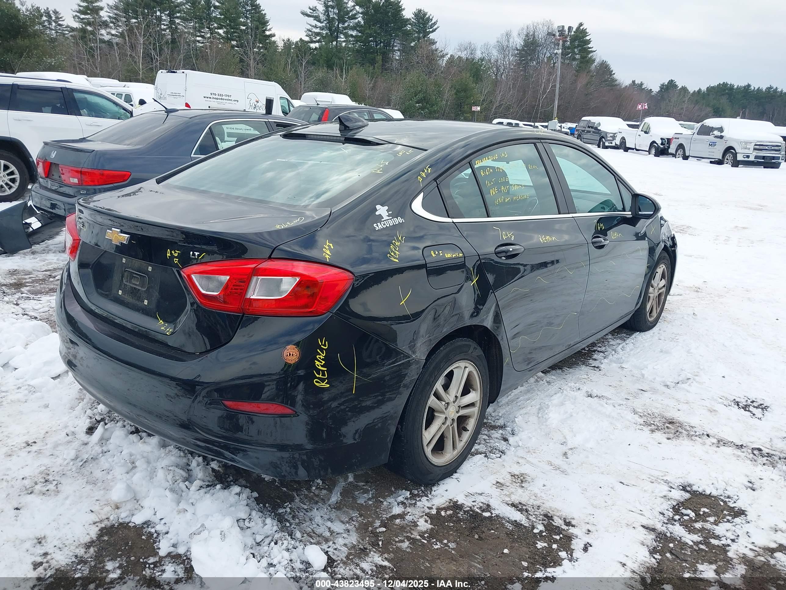 CHEVROLET CRUZE image 4