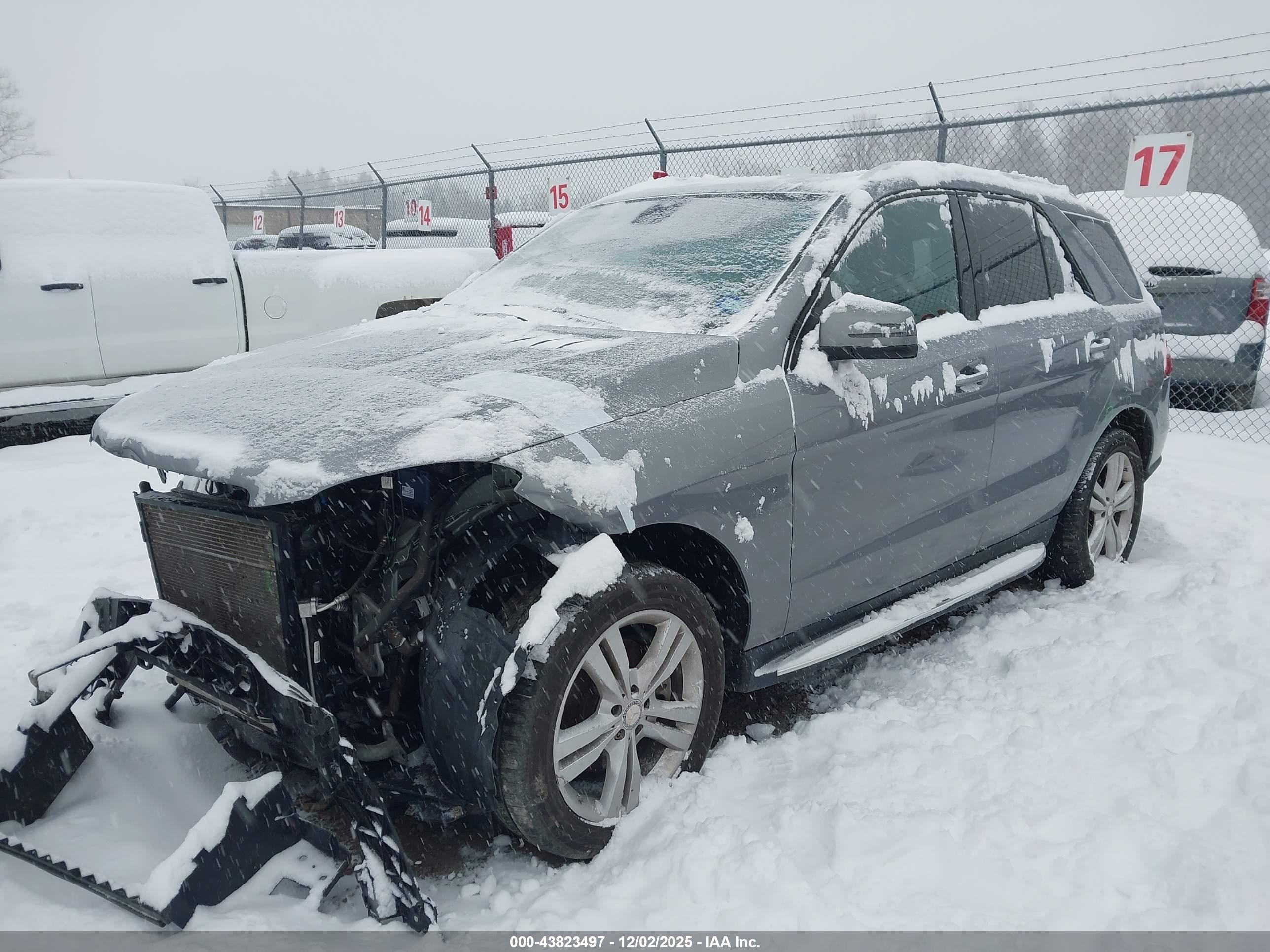 MERCEDES-BENZ ML image 2