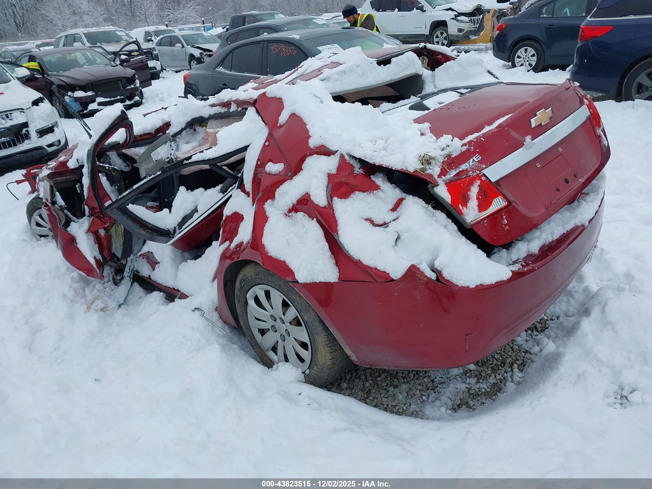 CHEVROLET CRUZE image 3