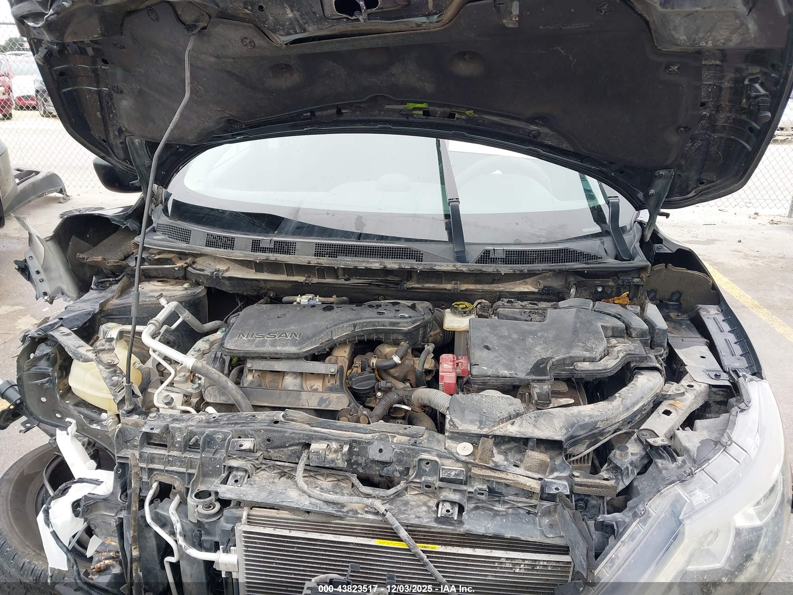 NISSAN ROGUE image 10