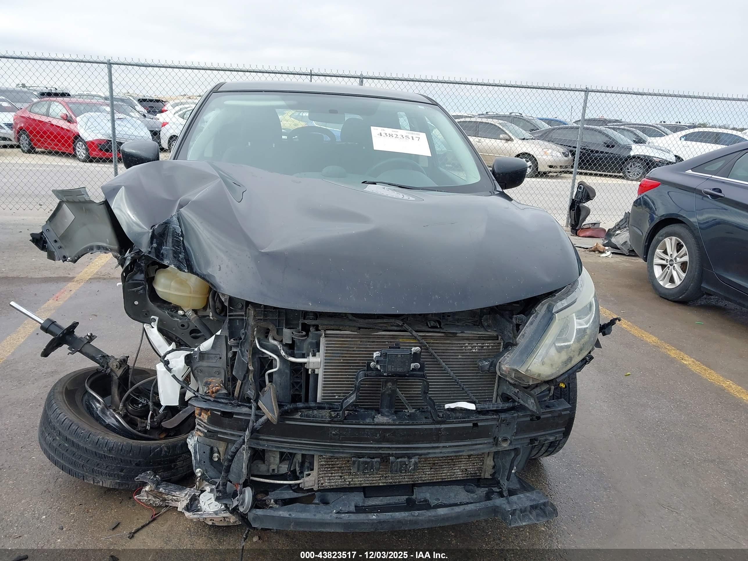 NISSAN ROGUE image 6