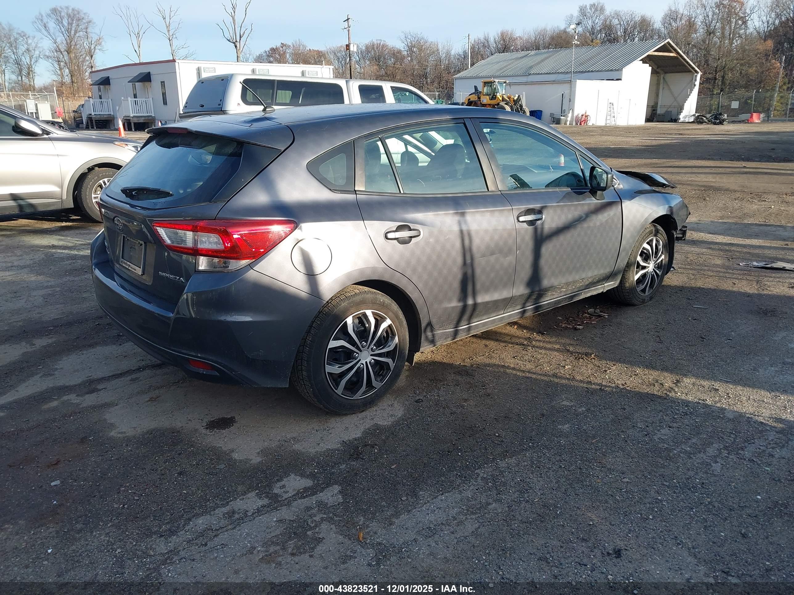 SUBARU IMPREZA image 4
