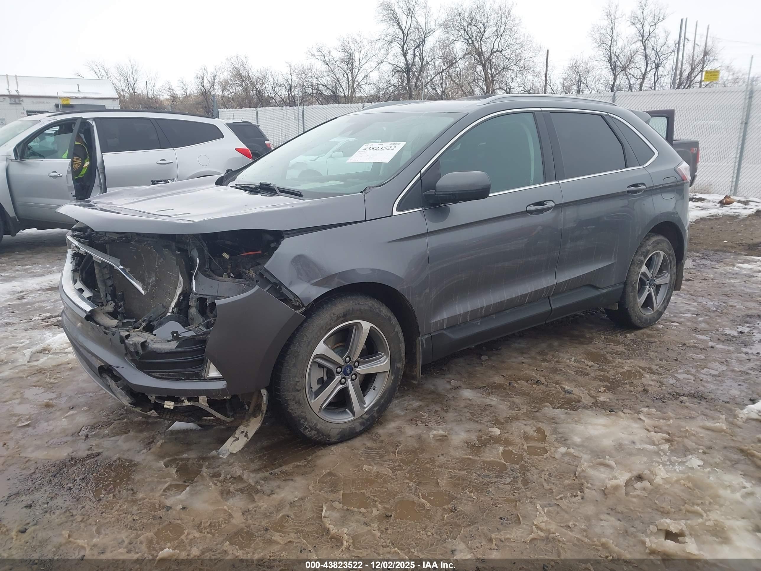 FORD EDGE image 2