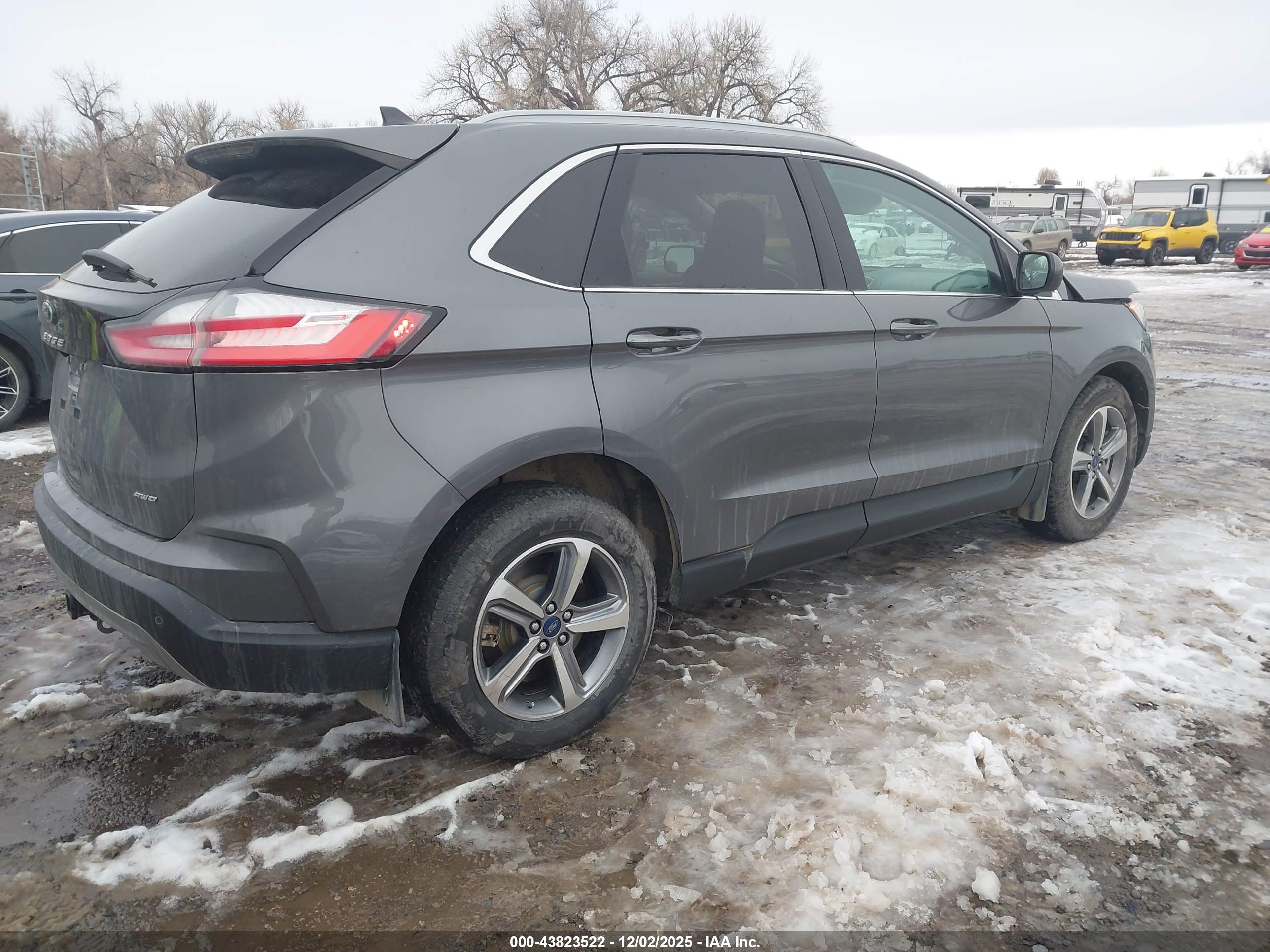 FORD EDGE image 4