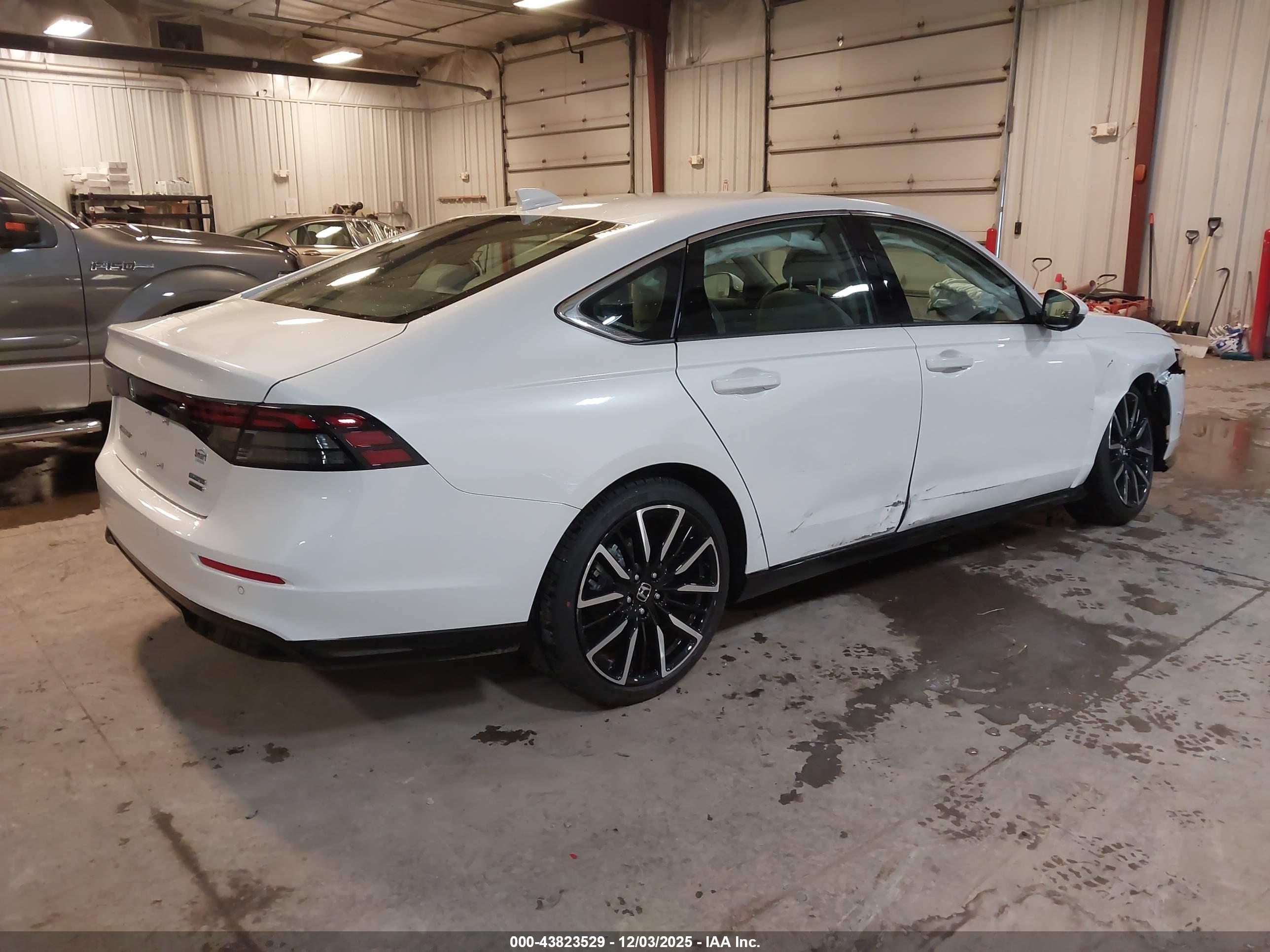 HONDA ACCORD image 4