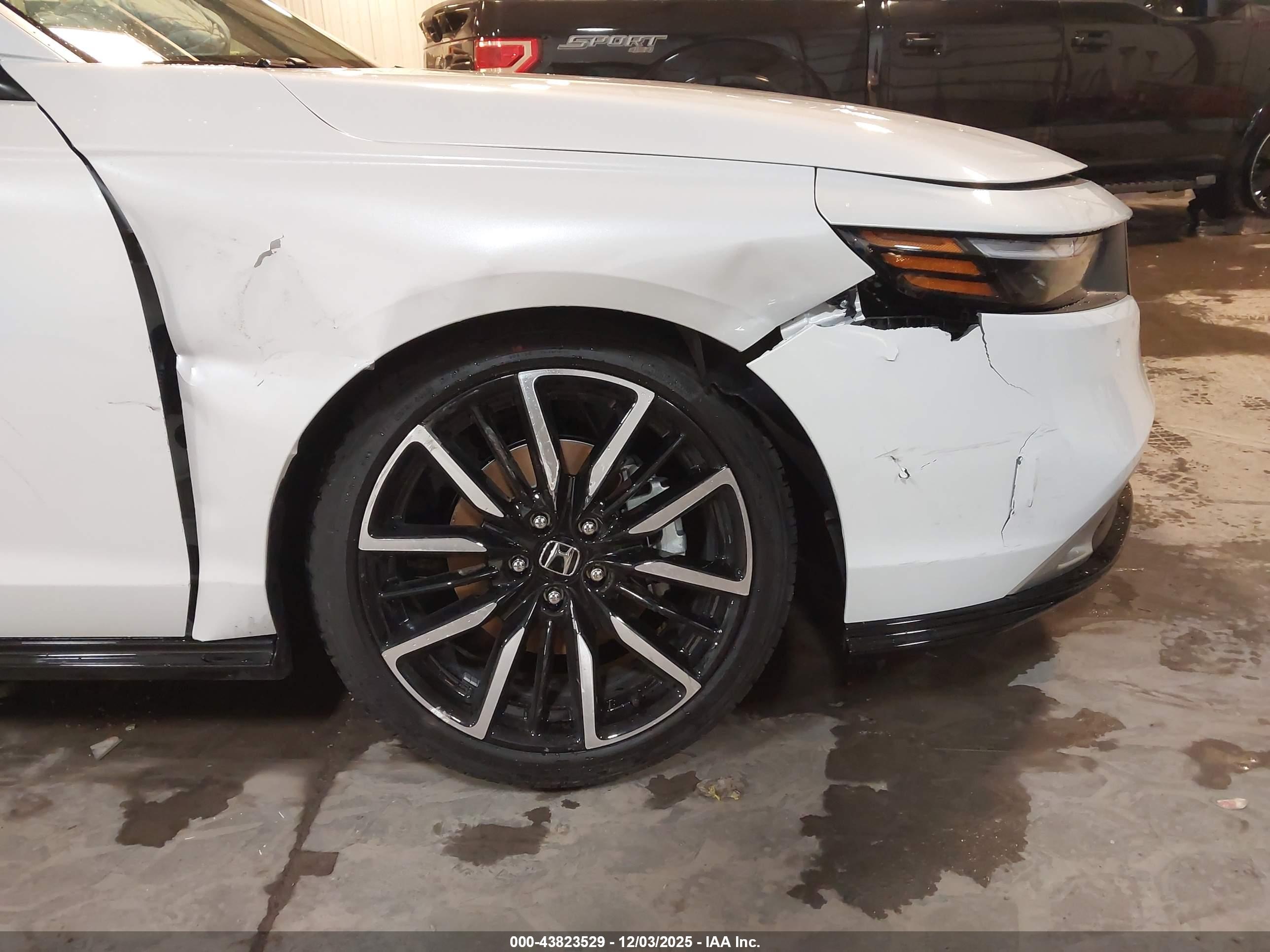 HONDA ACCORD image 6