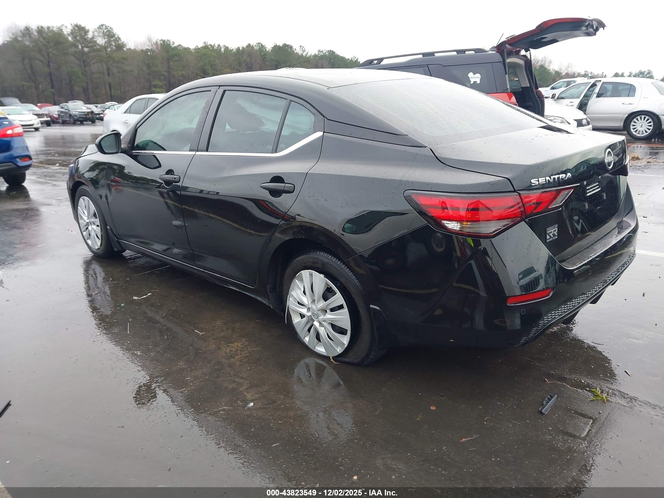 NISSAN SENTRA image 3