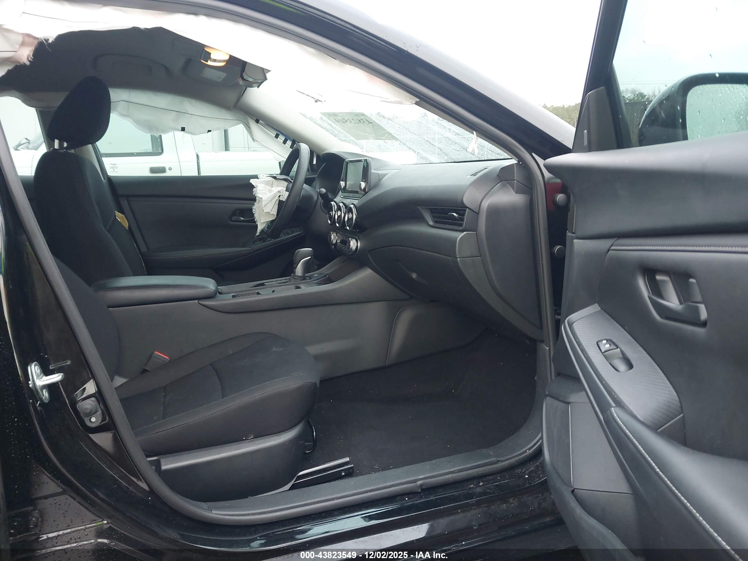 NISSAN SENTRA image 5