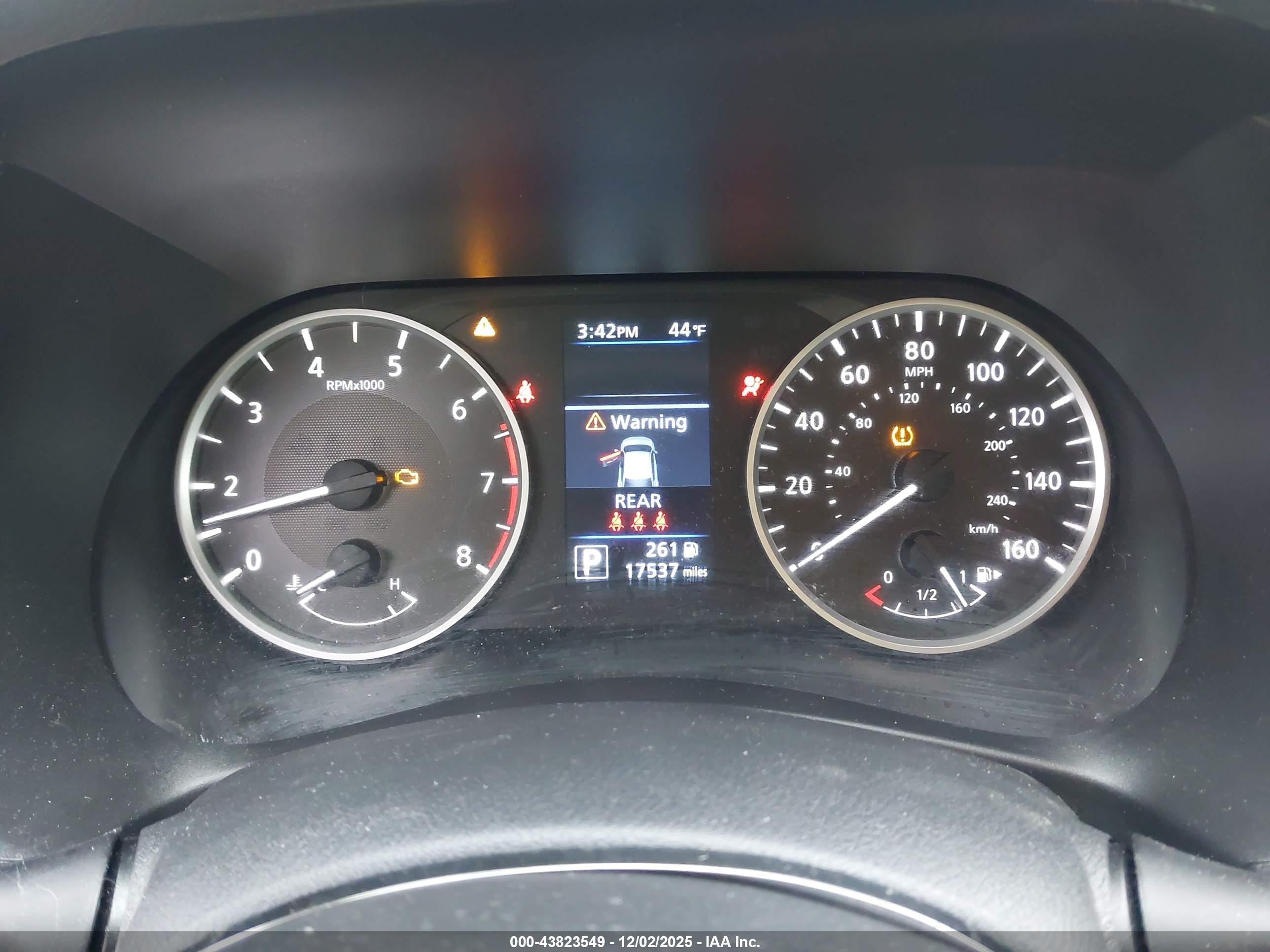 NISSAN SENTRA image 7