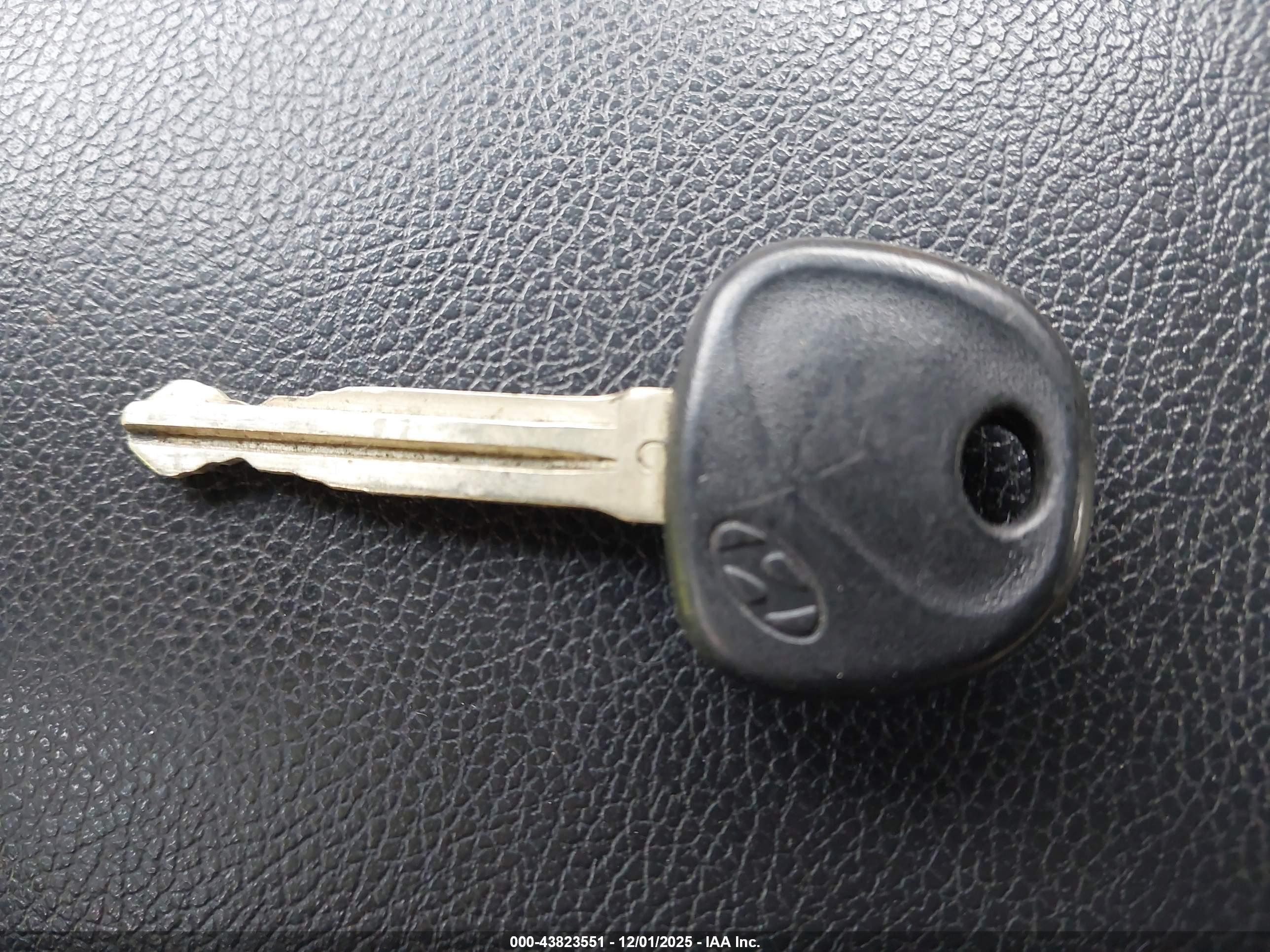 HYUNDAI ELANTRA image 11