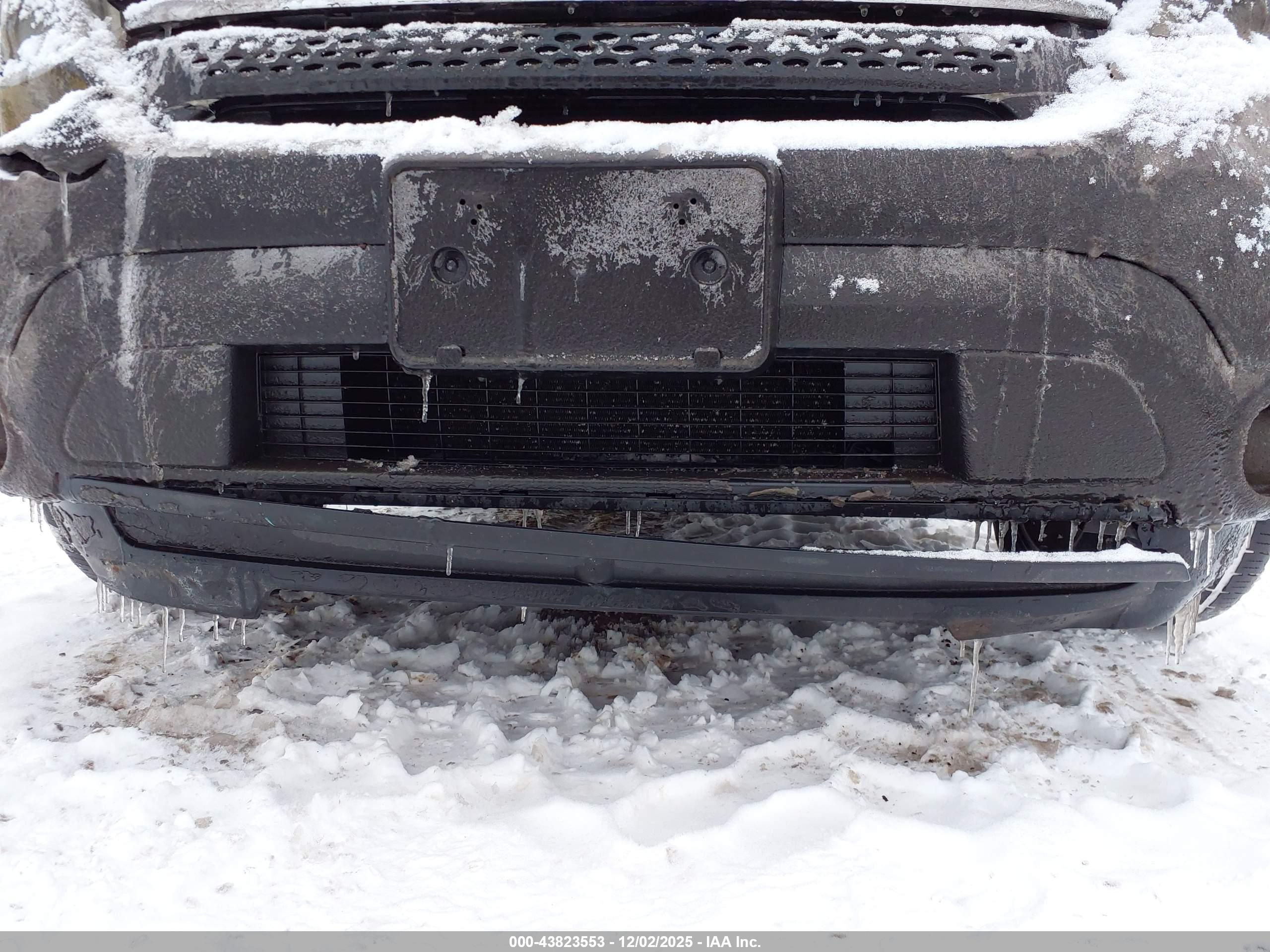 FORD EXPLORER image 6