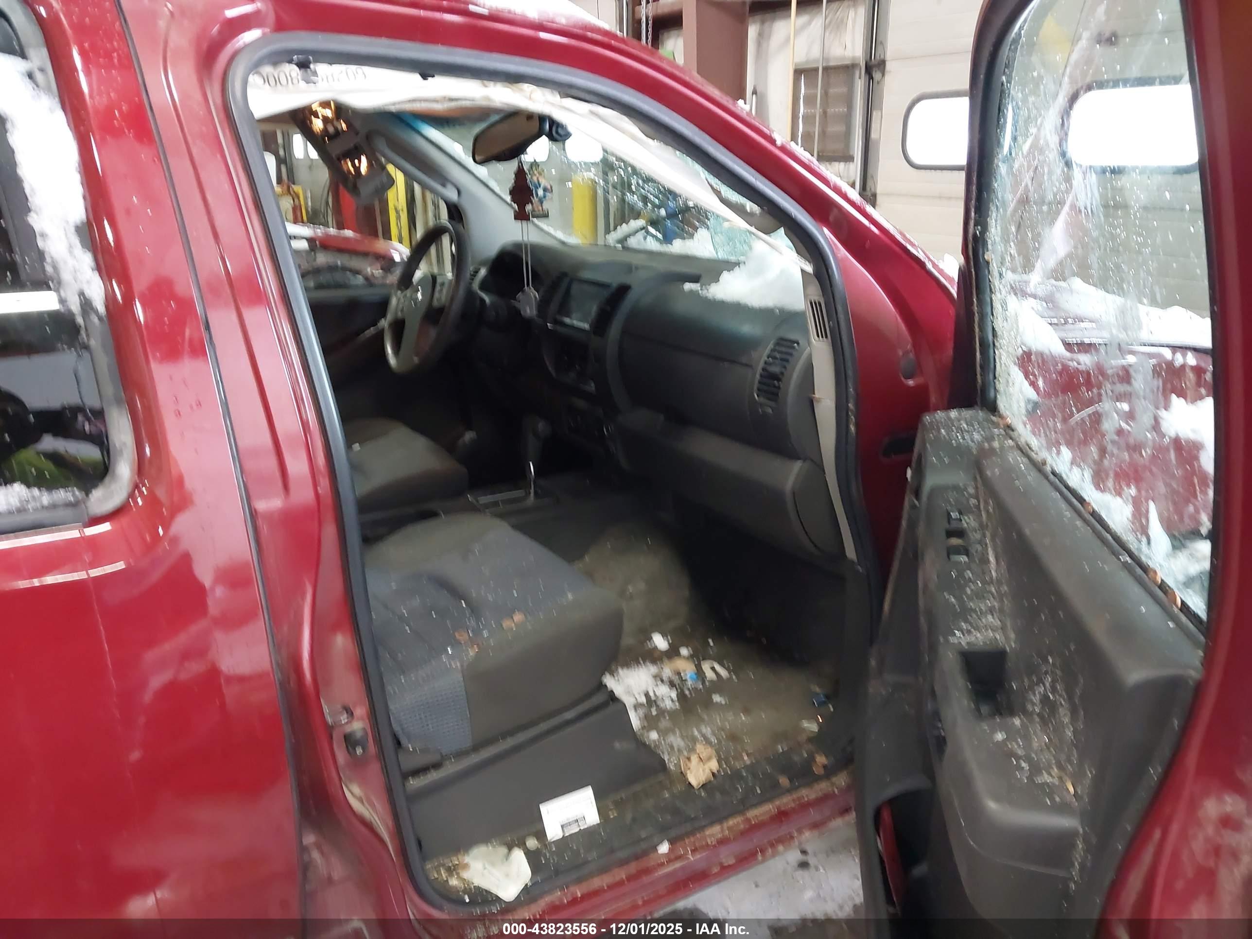 NISSAN XTERRA image 5