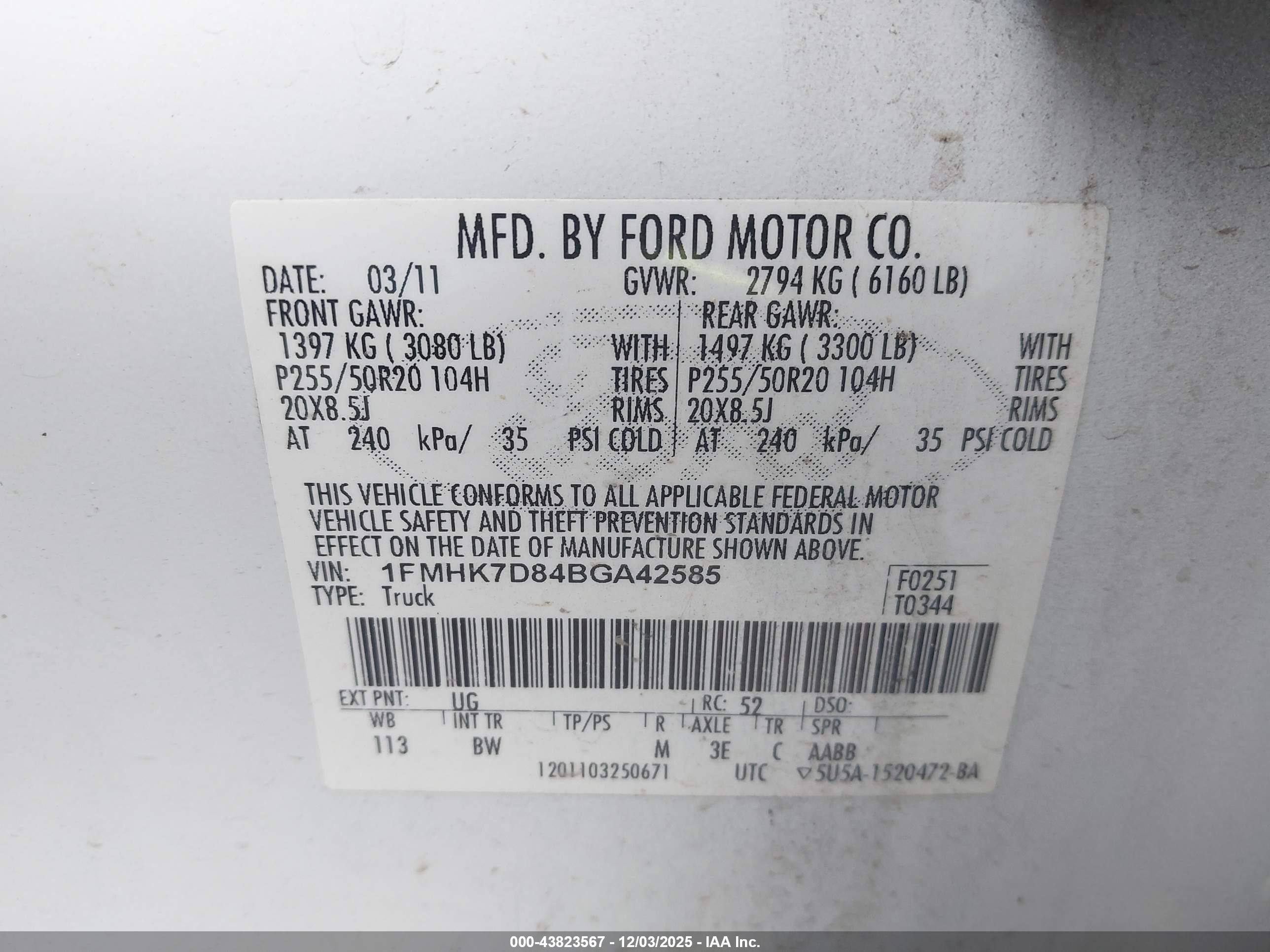 FORD EXPLORER image 9