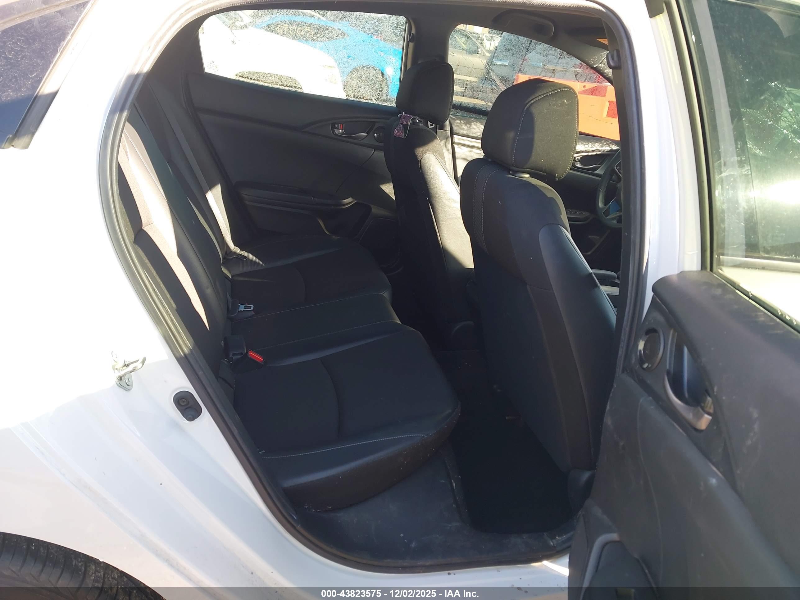 HONDA CIVIC image 8