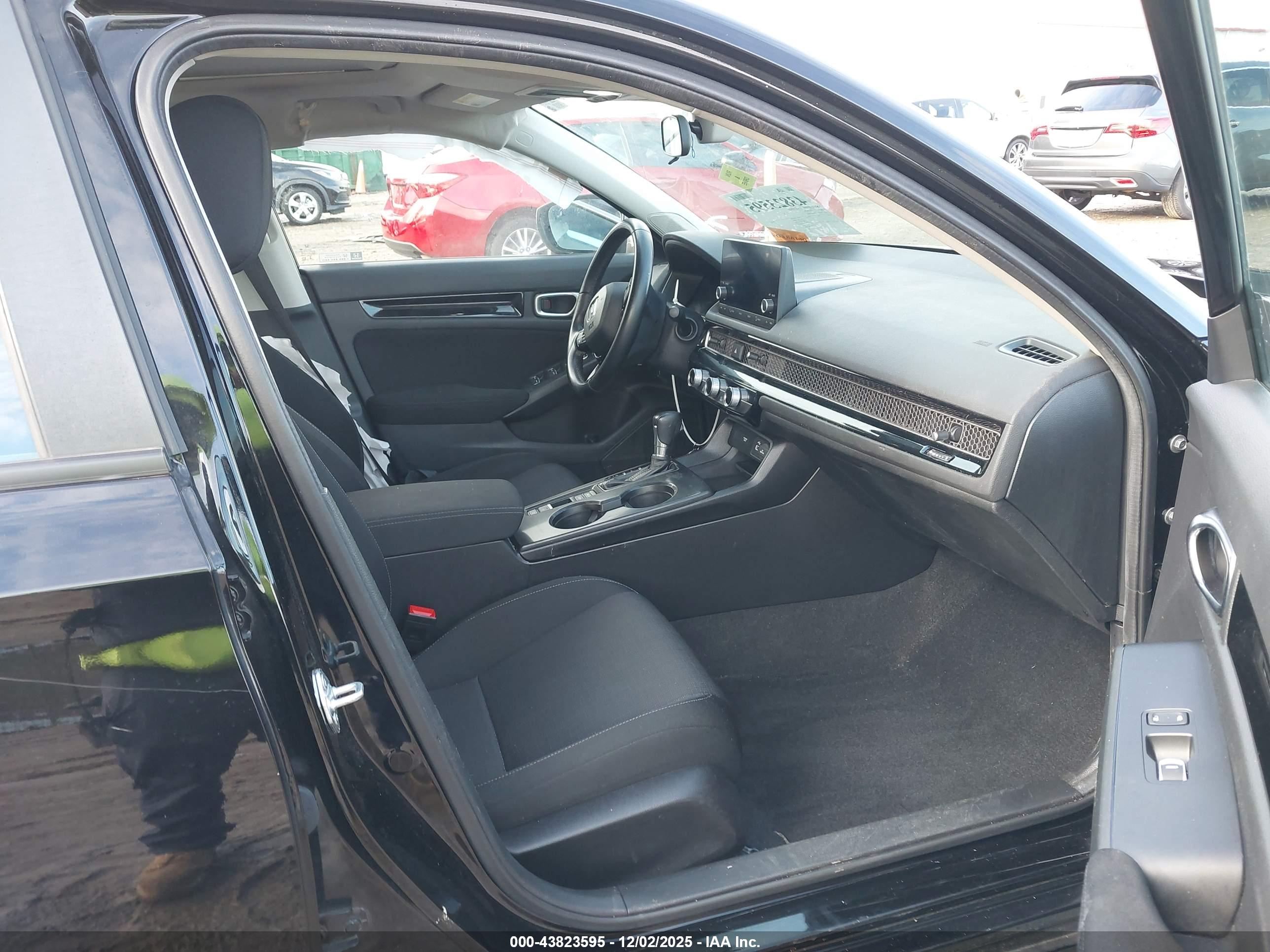 HONDA CIVIC image 5
