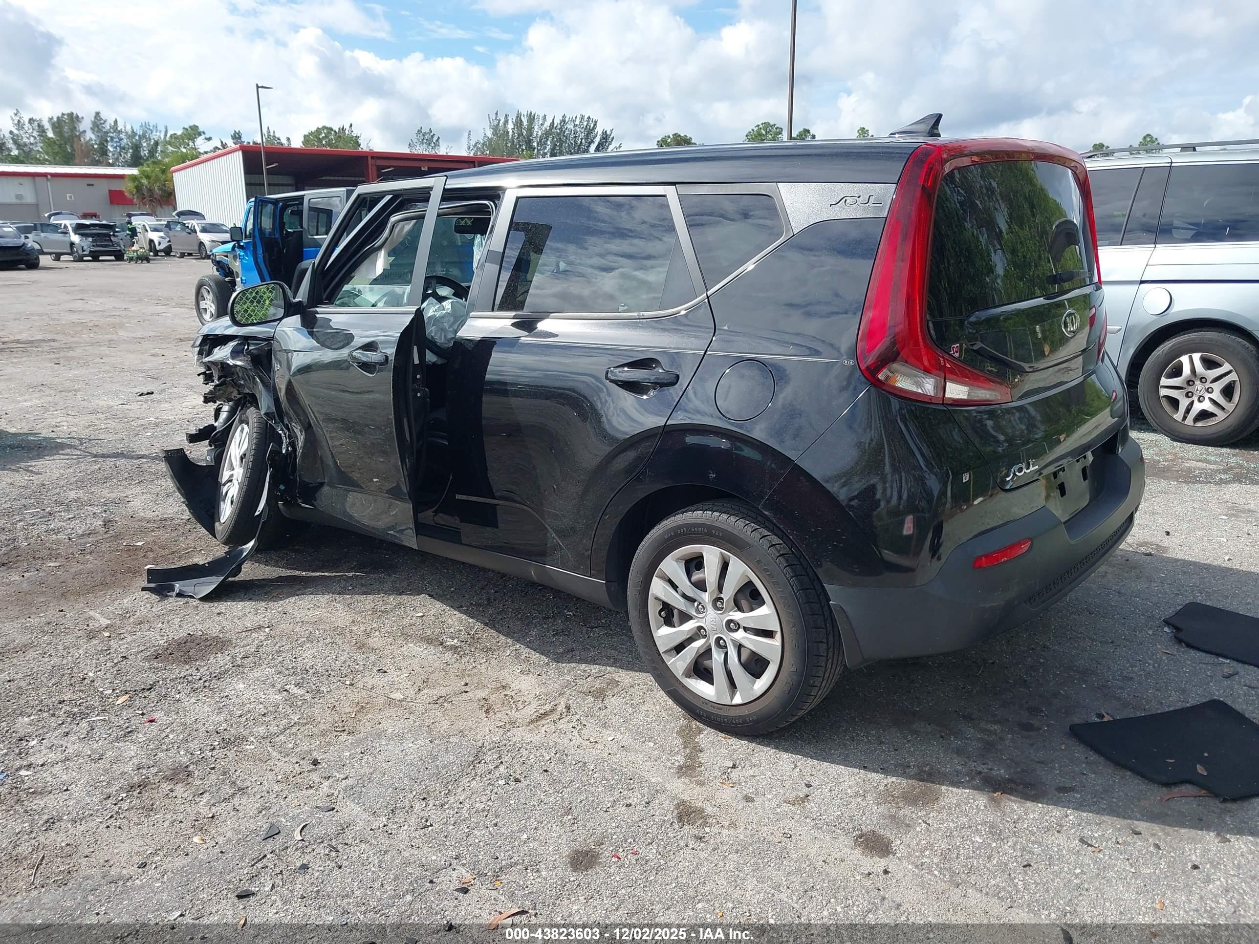 KIA SOUL image 3