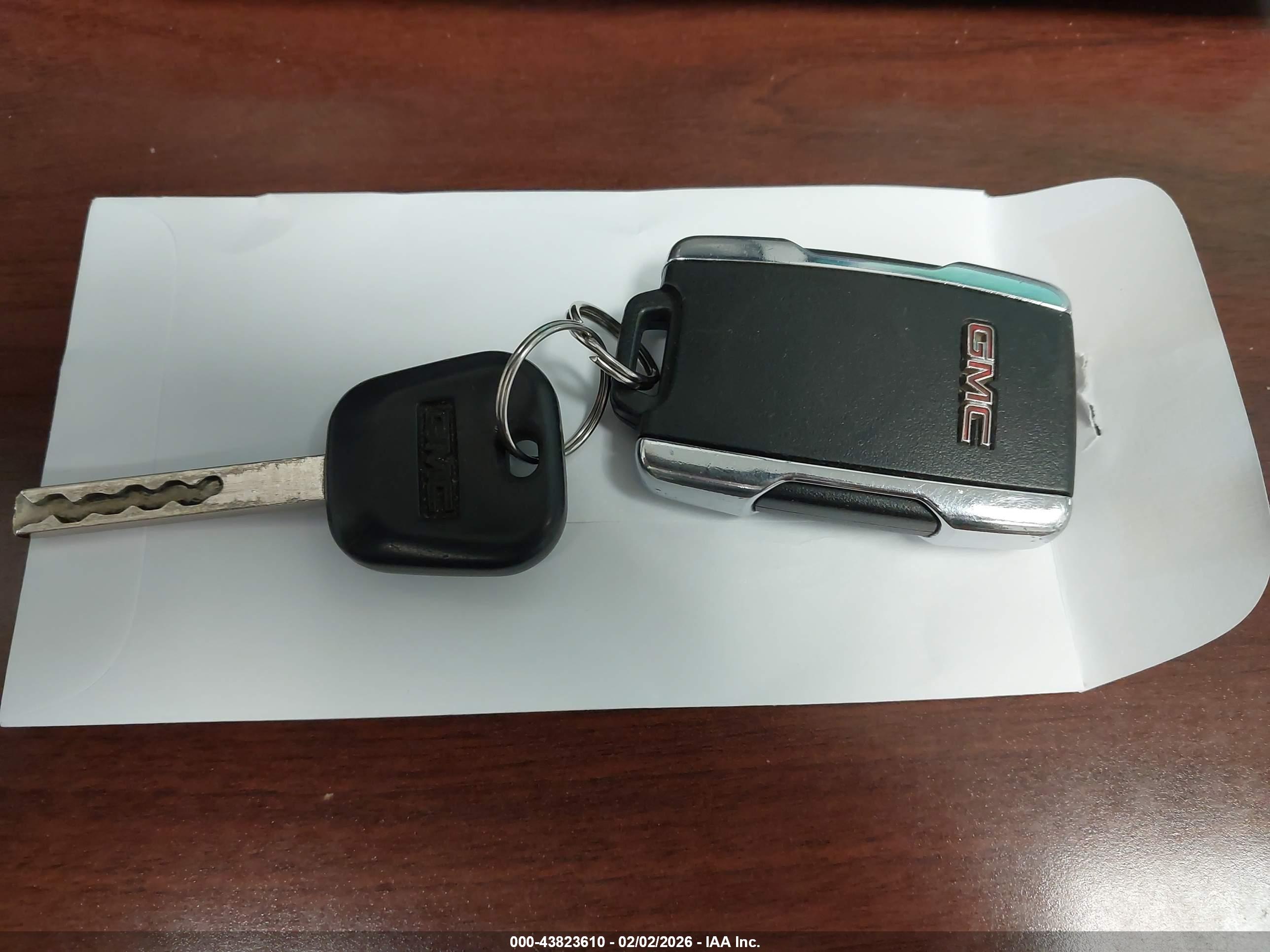 GMC SIERRA image 11