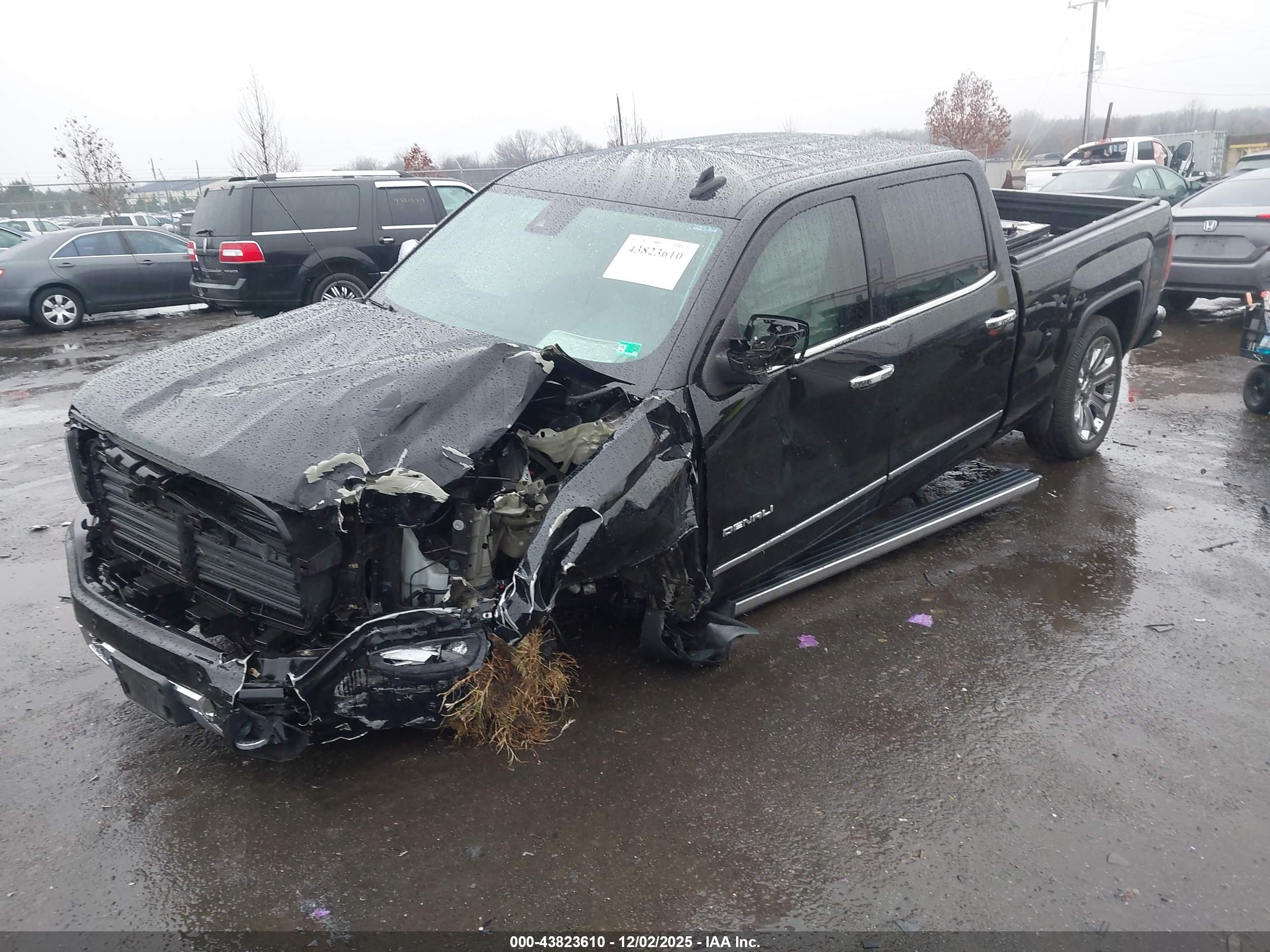 GMC SIERRA image 2