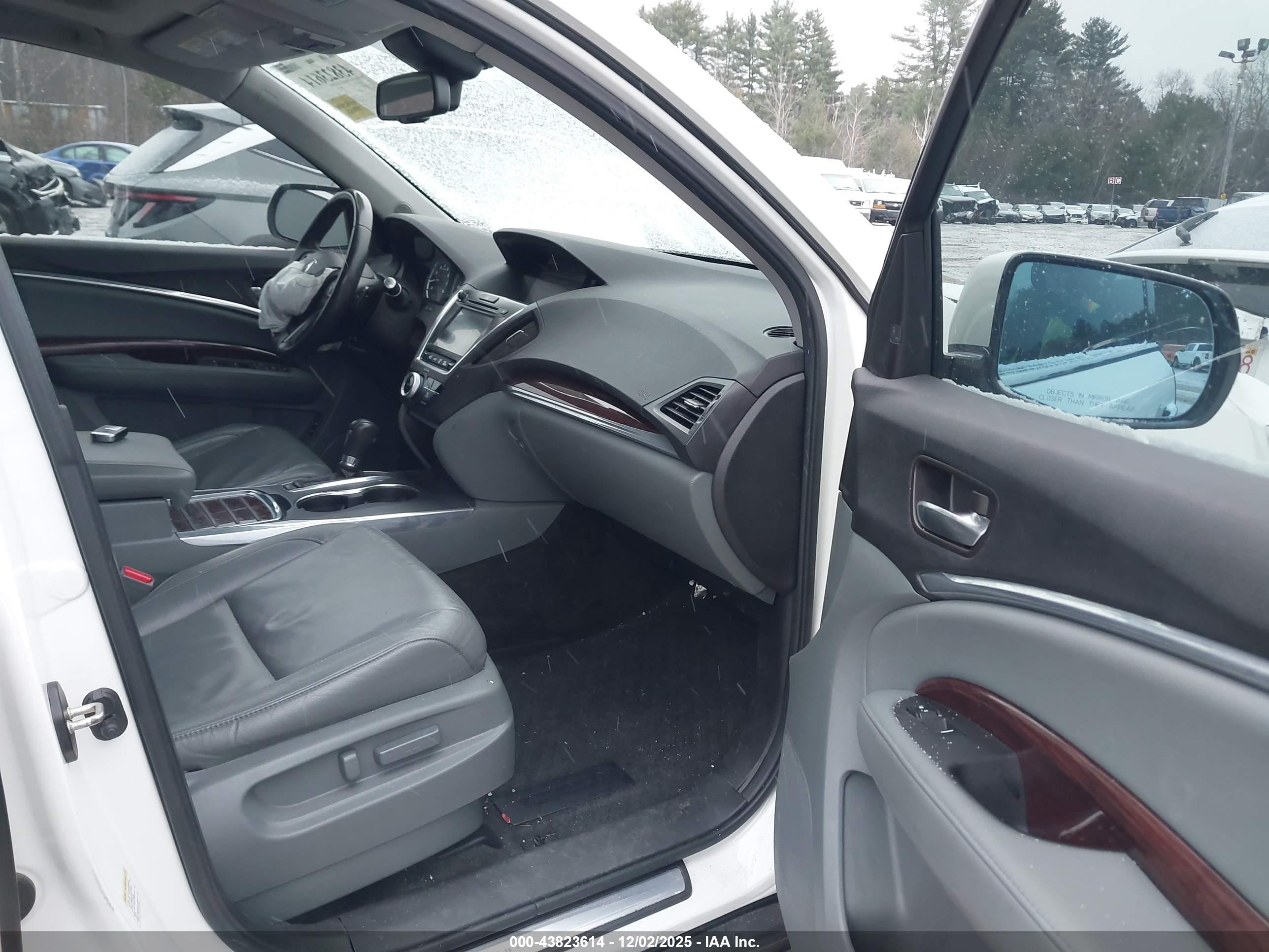 ACURA MDX image 5