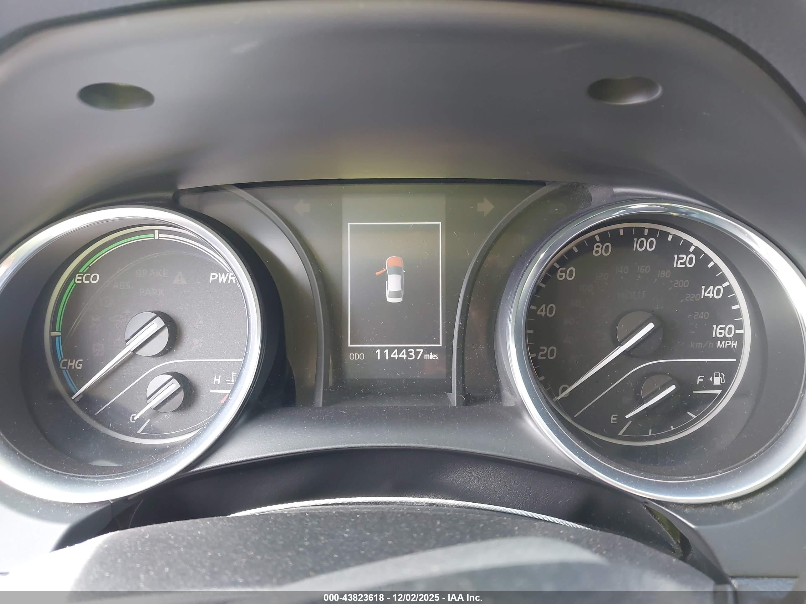 TOYOTA CAMRY image 7