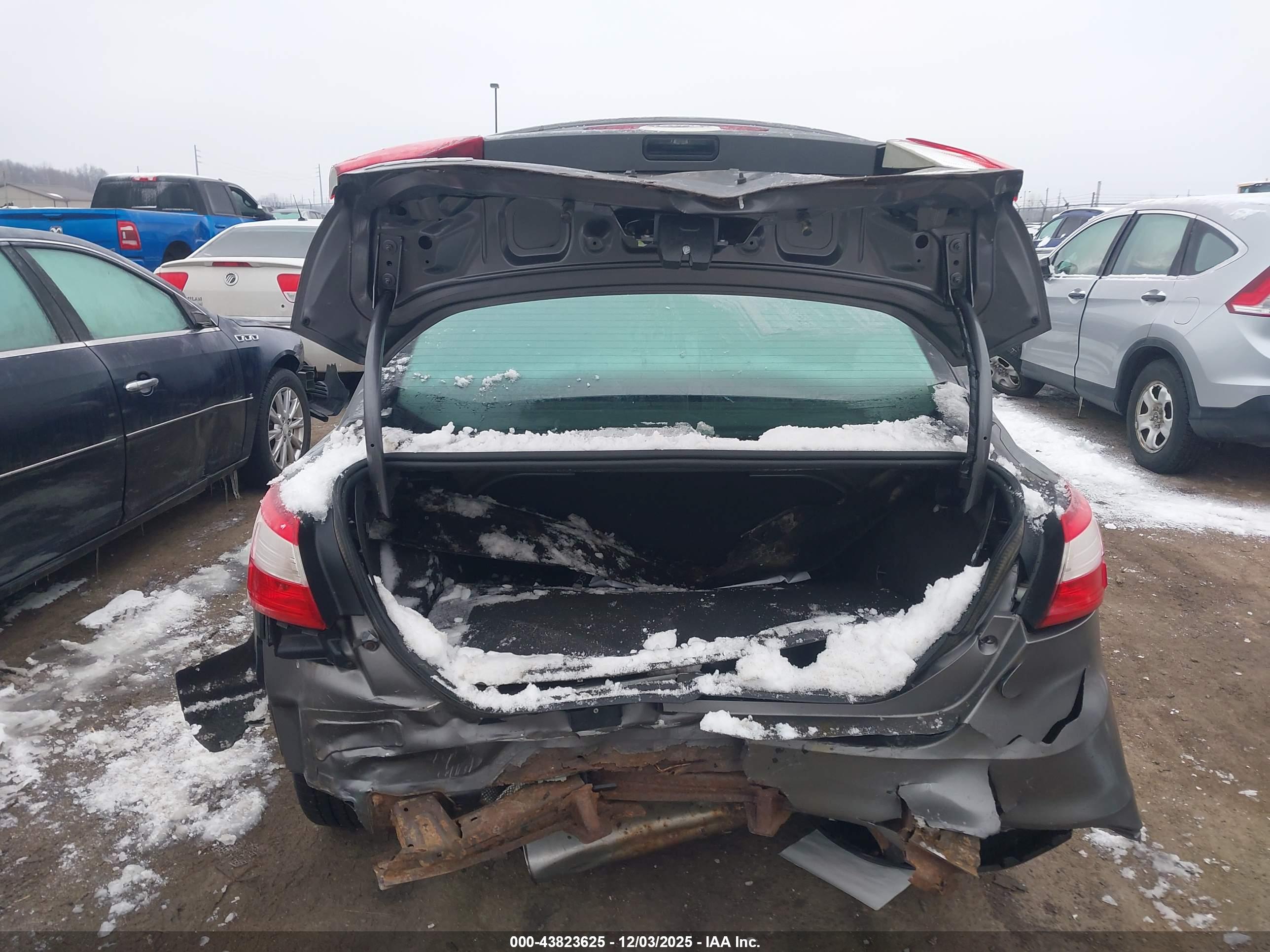 FORD FOCUS image 6