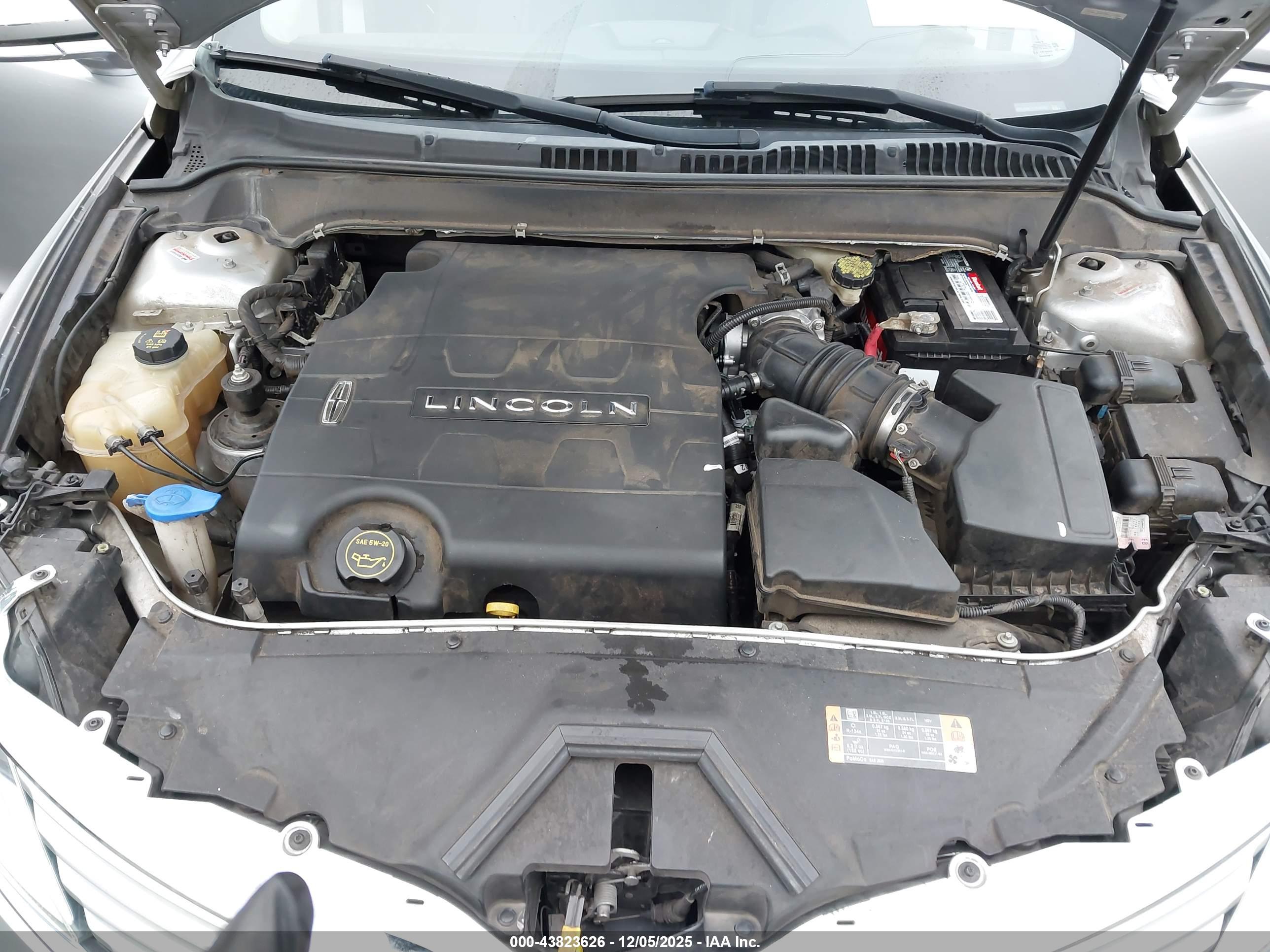 LINCOLN MKZ image 10