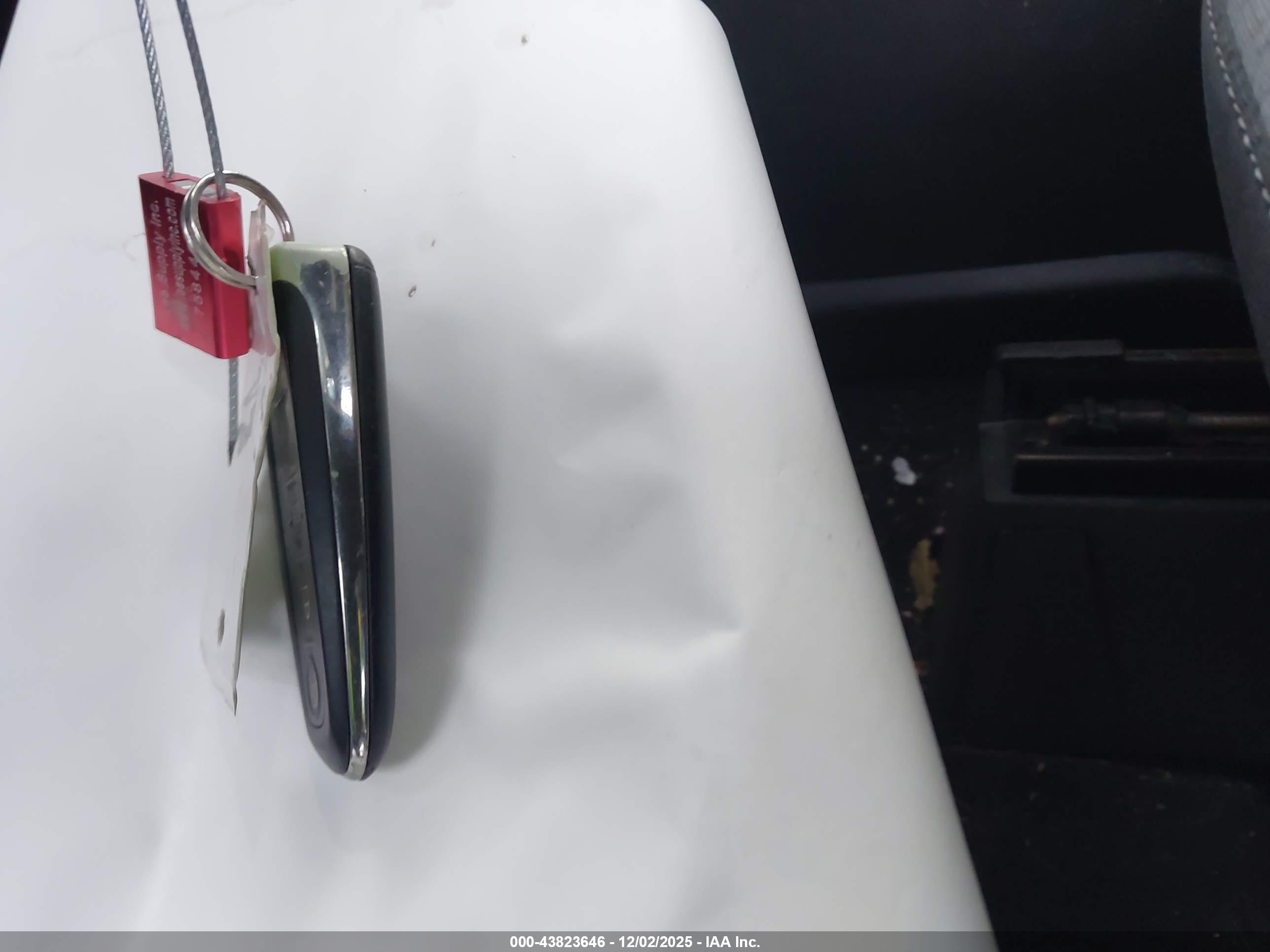 FORD ESCAPE image 11
