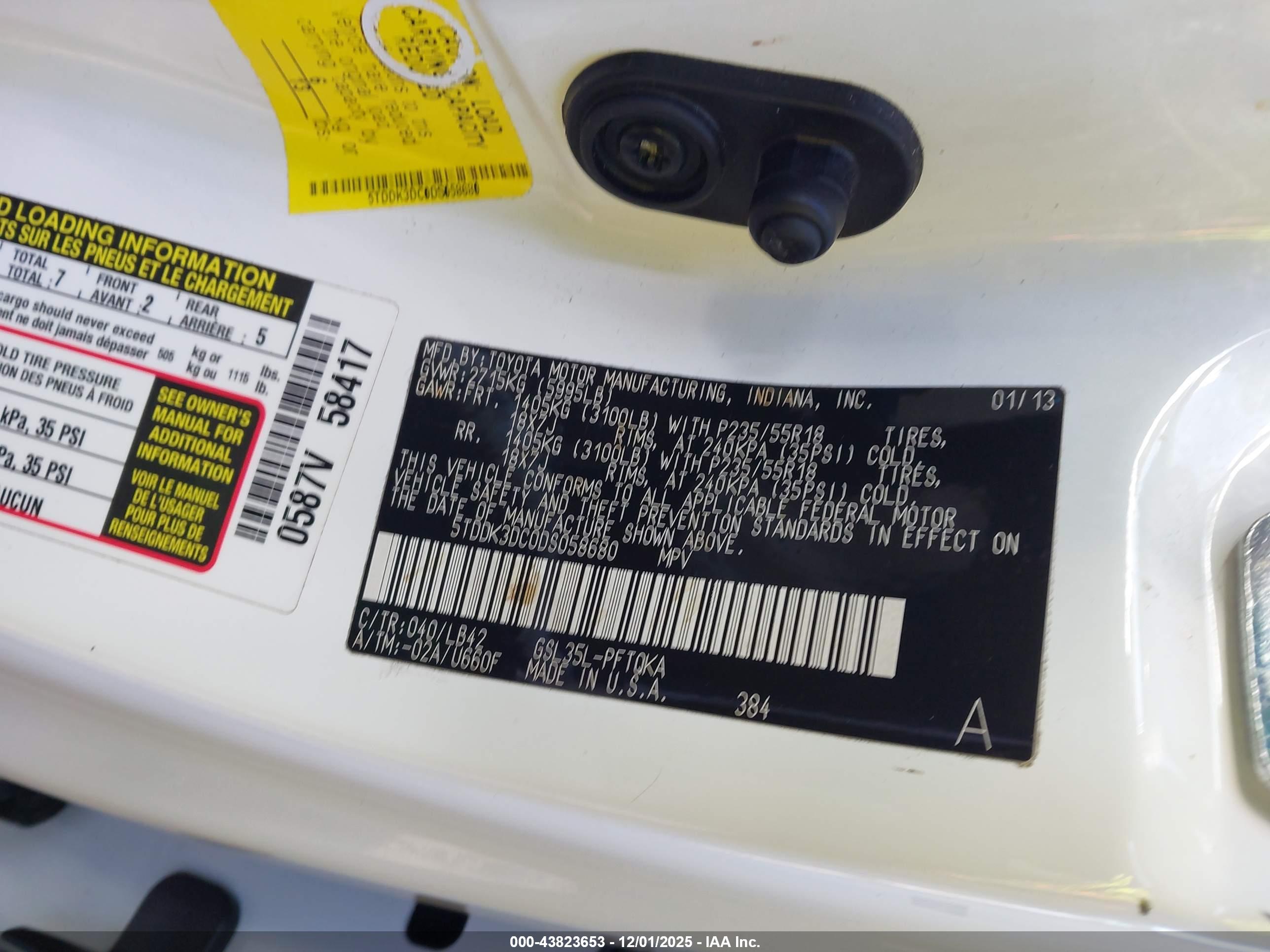 TOYOTA SIENNA image 9